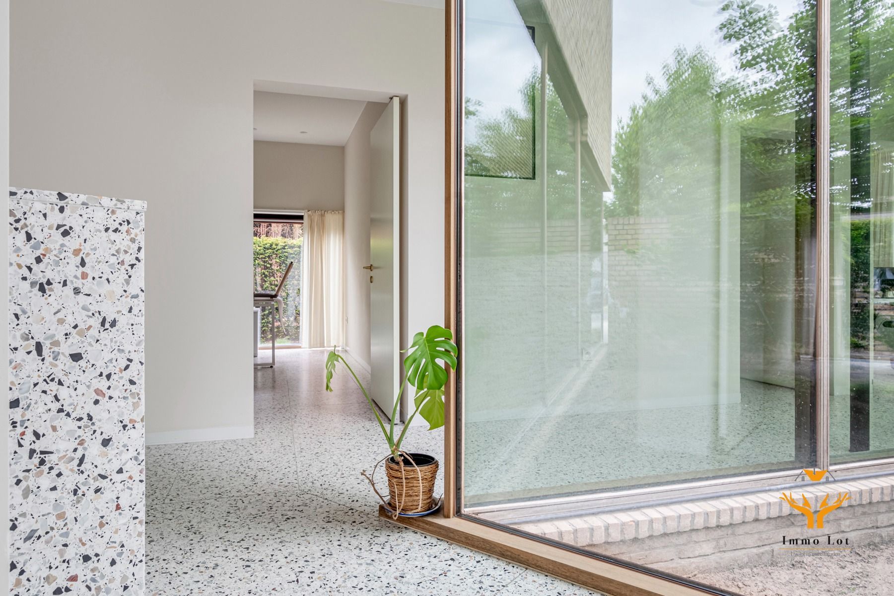 Units in handelsruimte met diverse mogelijkheden foto 7