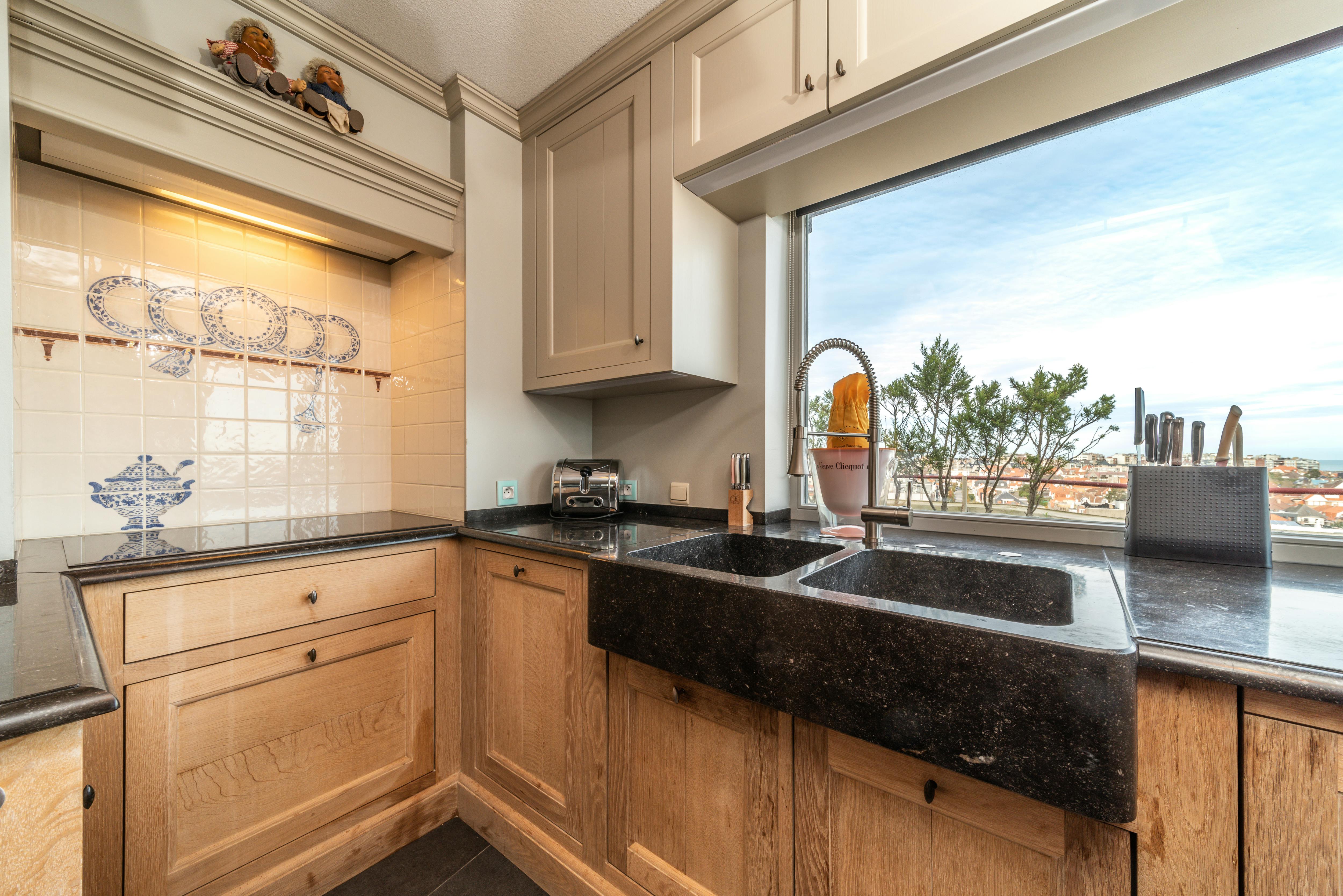 Penthouse met magnifiek zicht op de markt van De Panne foto 15