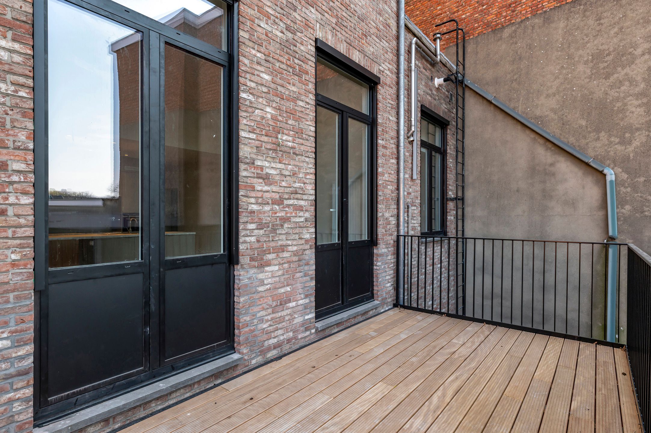 Appartement van 169m² in hart van de Turnhoutse winkelstraat foto 19