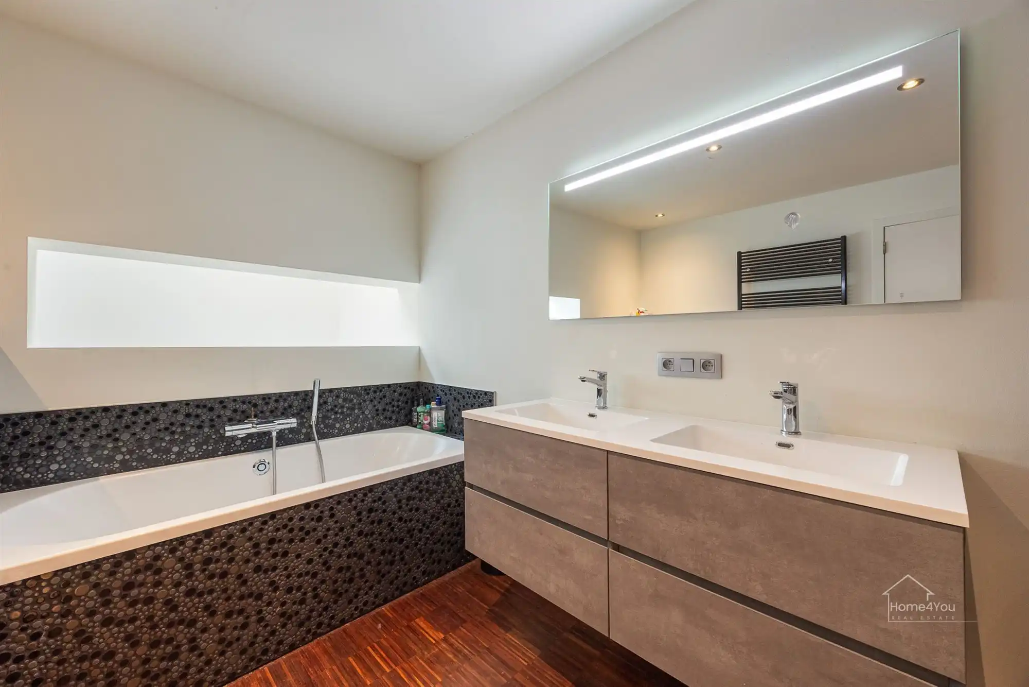 Instapklare woning met ruime tuin in Antwerpen te koop!  foto 15