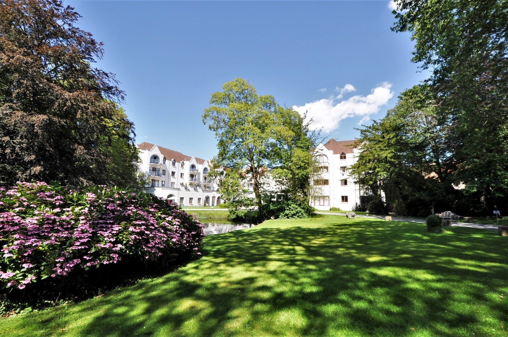 Instapklare assistentiewoning in residentie Ten Eeckhoute foto {{pictureIndex}}