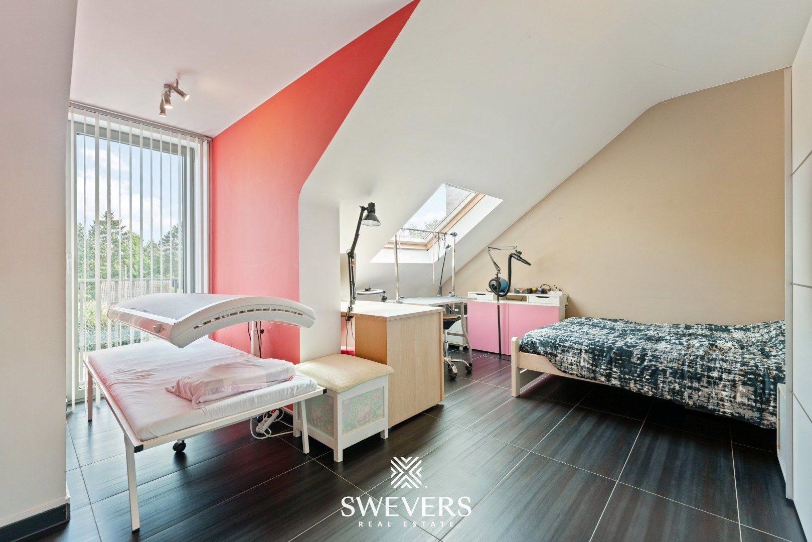 Ruim appartement van 134m² met groot terras te Zonhoven foto 17