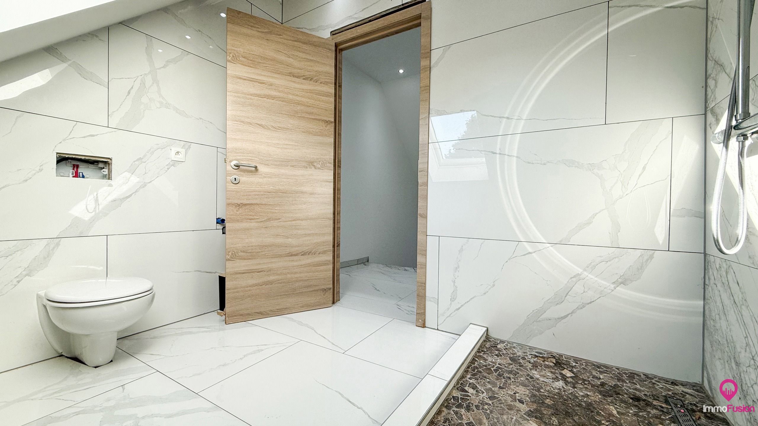 Instapklare woning met 5 slpks op riant perceel te Paal! foto 33