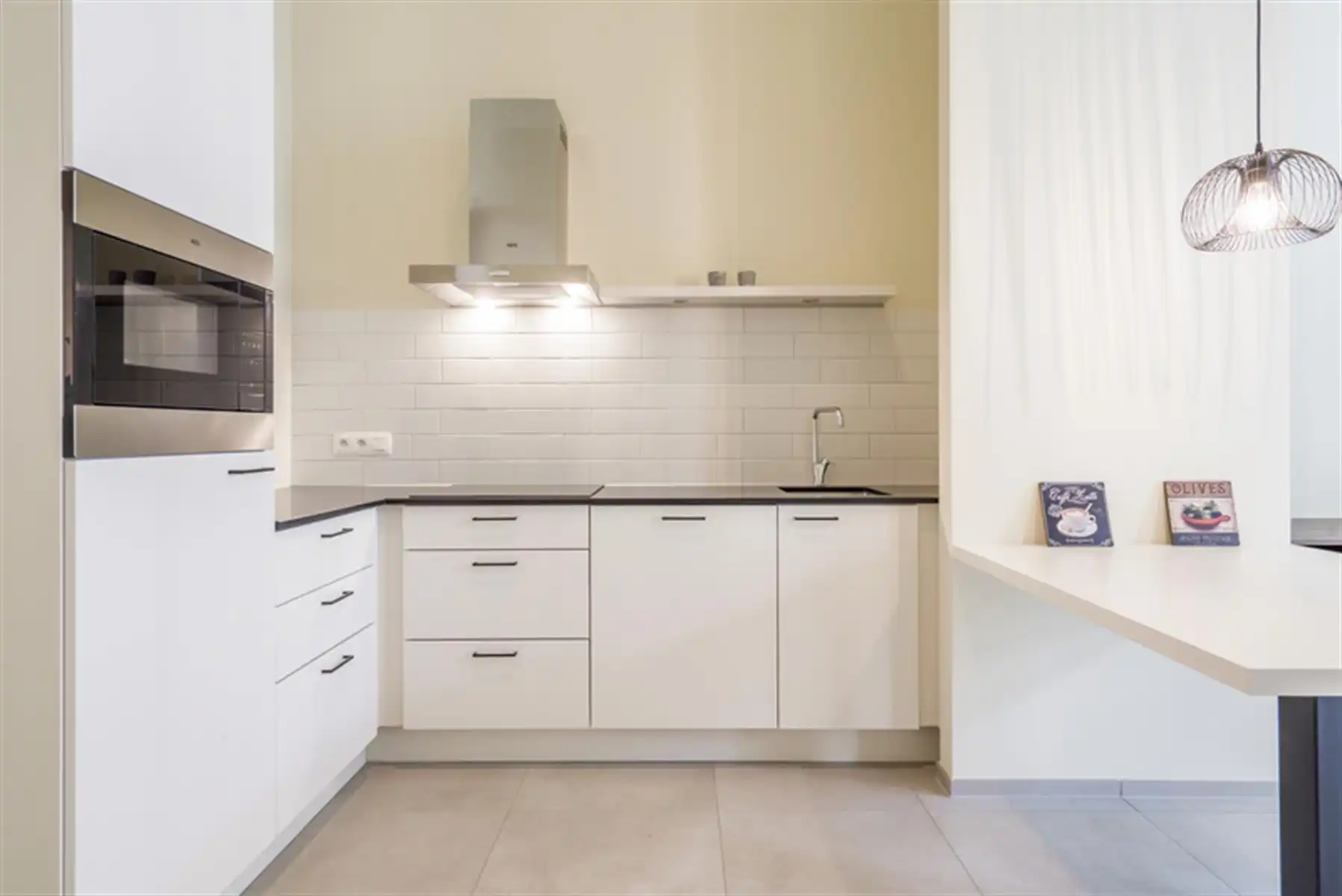 Assistentiewoning in het centrum van Kortrijk! foto 3