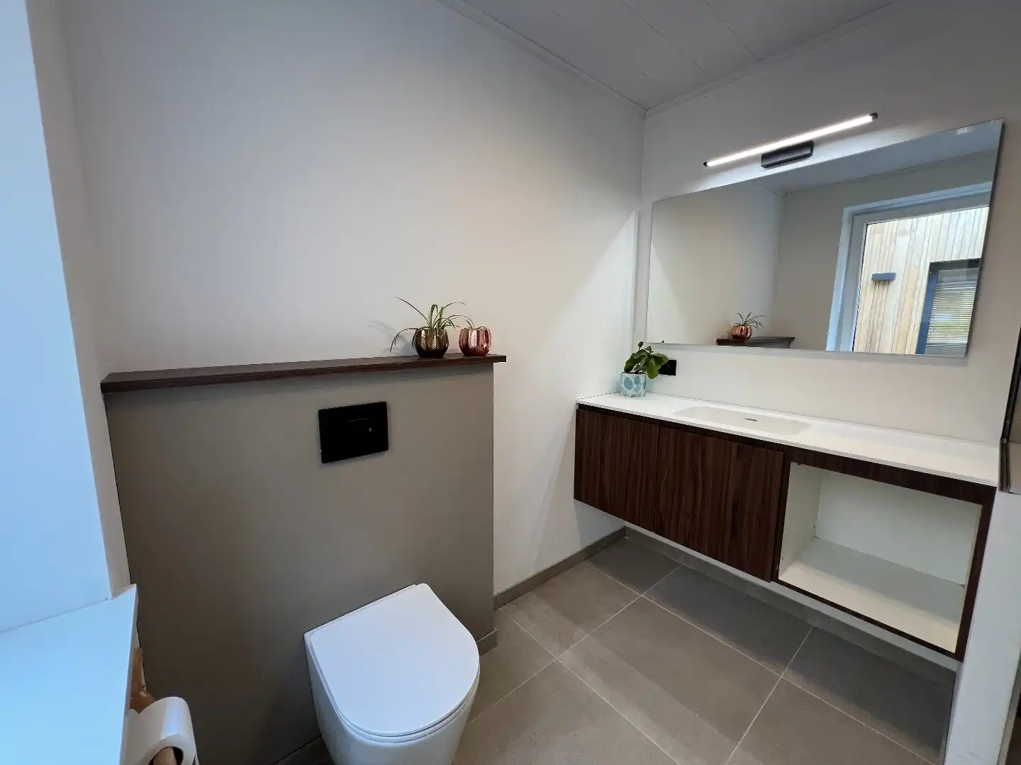 Gezellige, gerenoveerde woning met 2 slaapkamers te Ieper foto 6