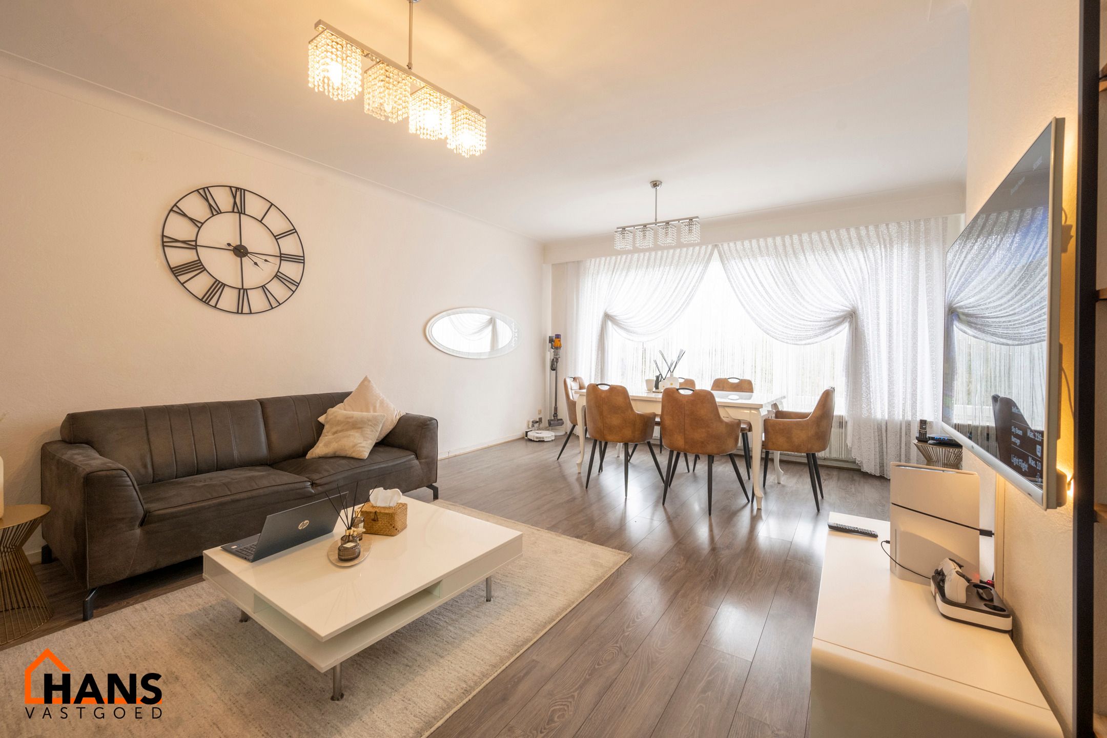 Fantastisch appartement met terras. foto {{pictureIndex}}