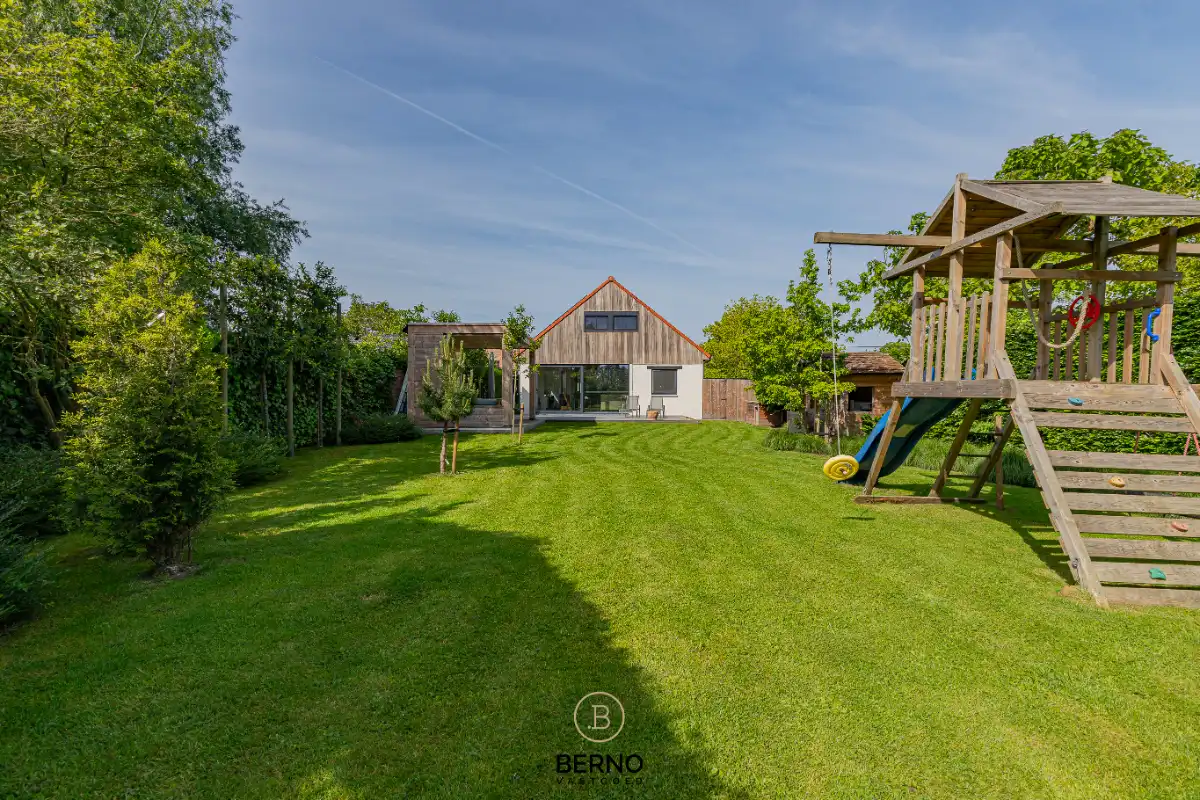 Recent gerenoveerde landelijke woning met uitzonderlijke tuin op 1.856 m² foto 20