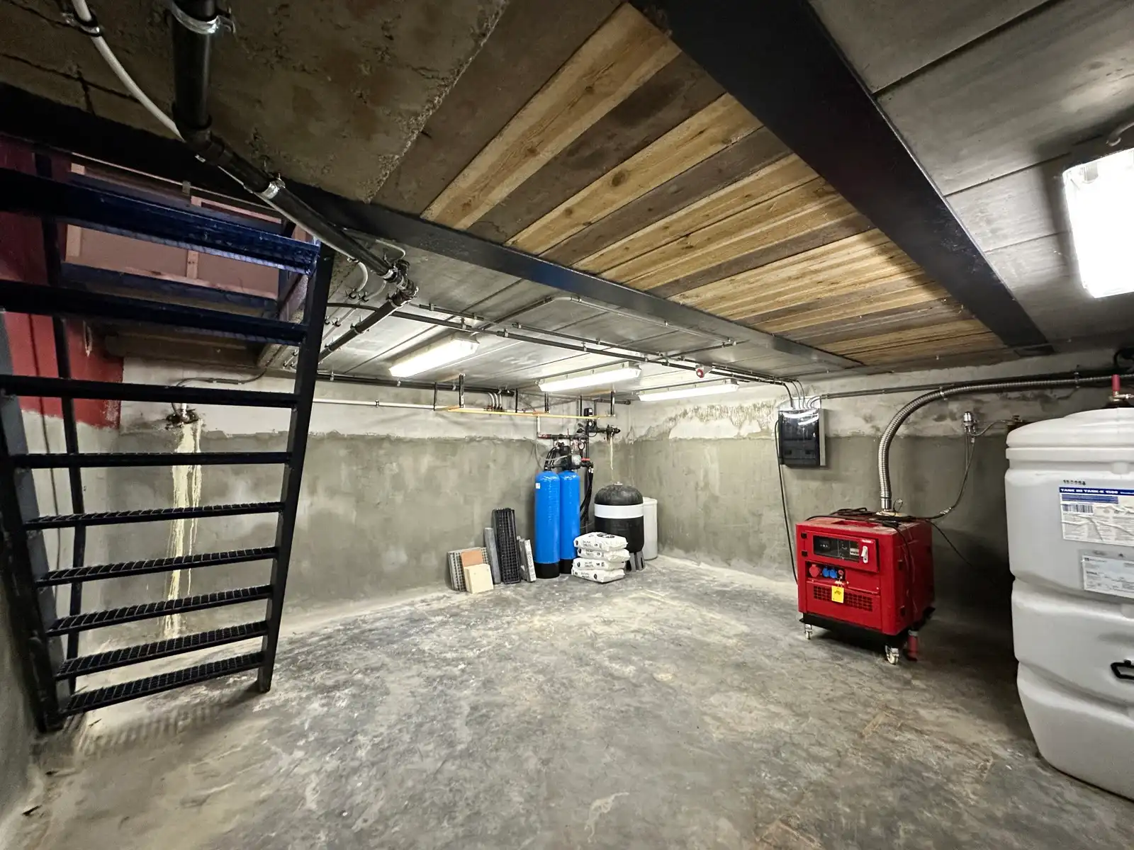 Gerenoveerde instapklare woning met tuin & terras & garages foto 54