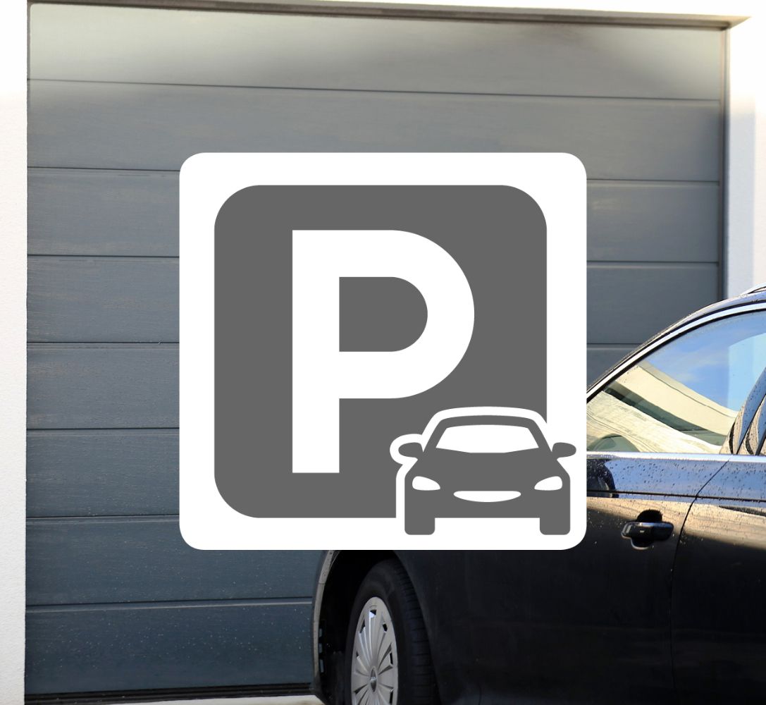 Ruime gesloten garagebox foto {{pictureIndex}}