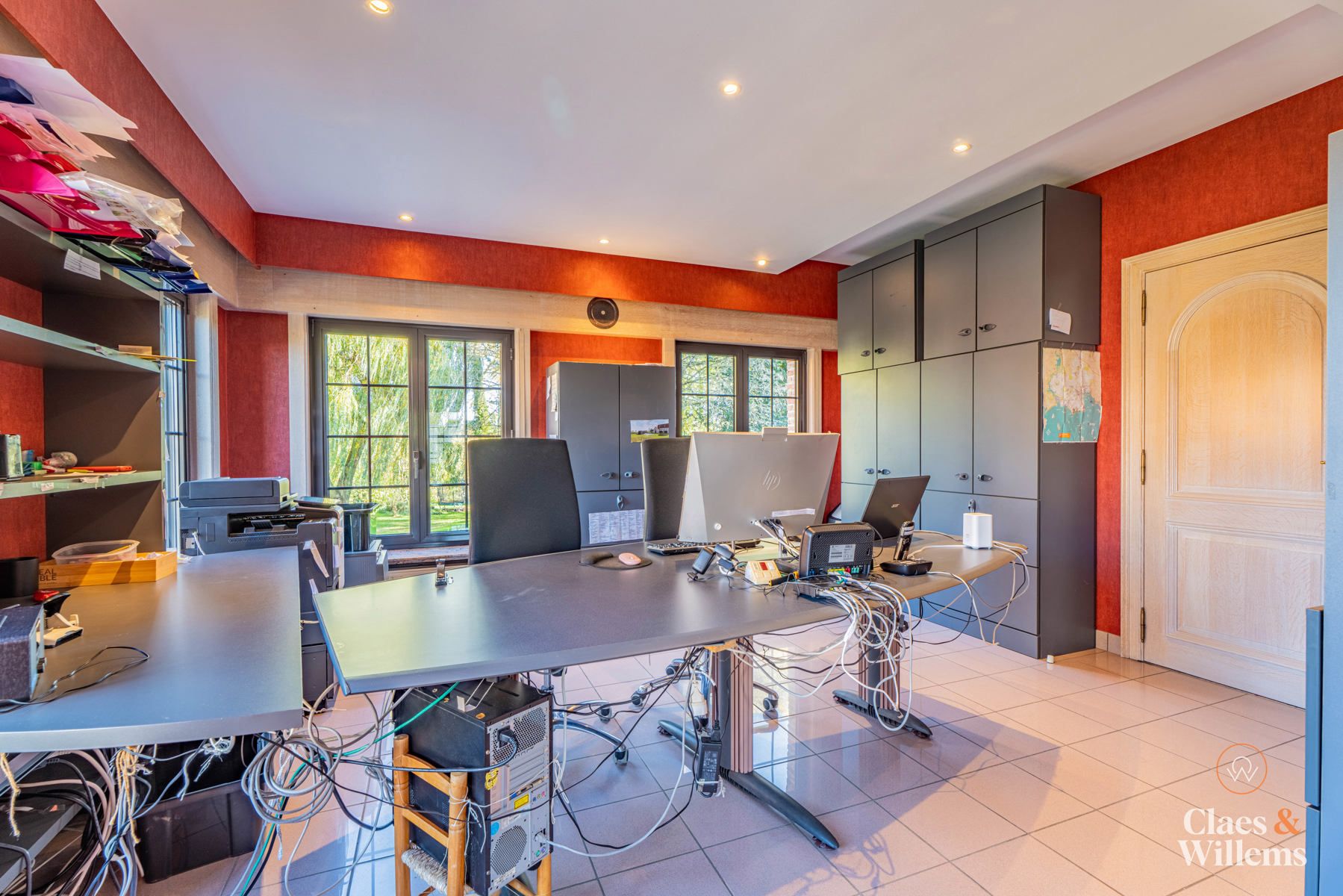 Ruime gezinswoning met praktijk- of kantoorruimte foto 18