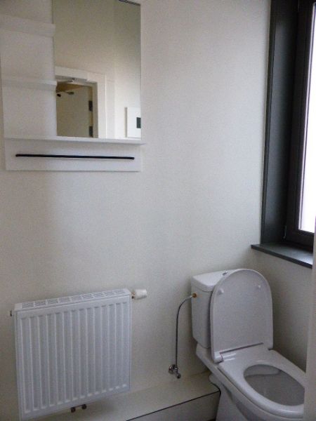 Bemeubelde studio in het centrum van Gent te huur foto 5