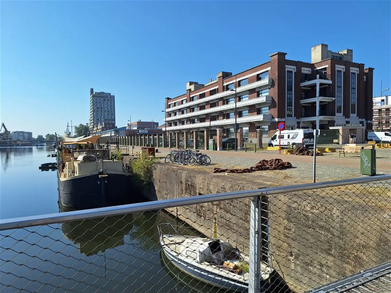 Loftkantoren op het gelijkvloers aan het water foto 6
