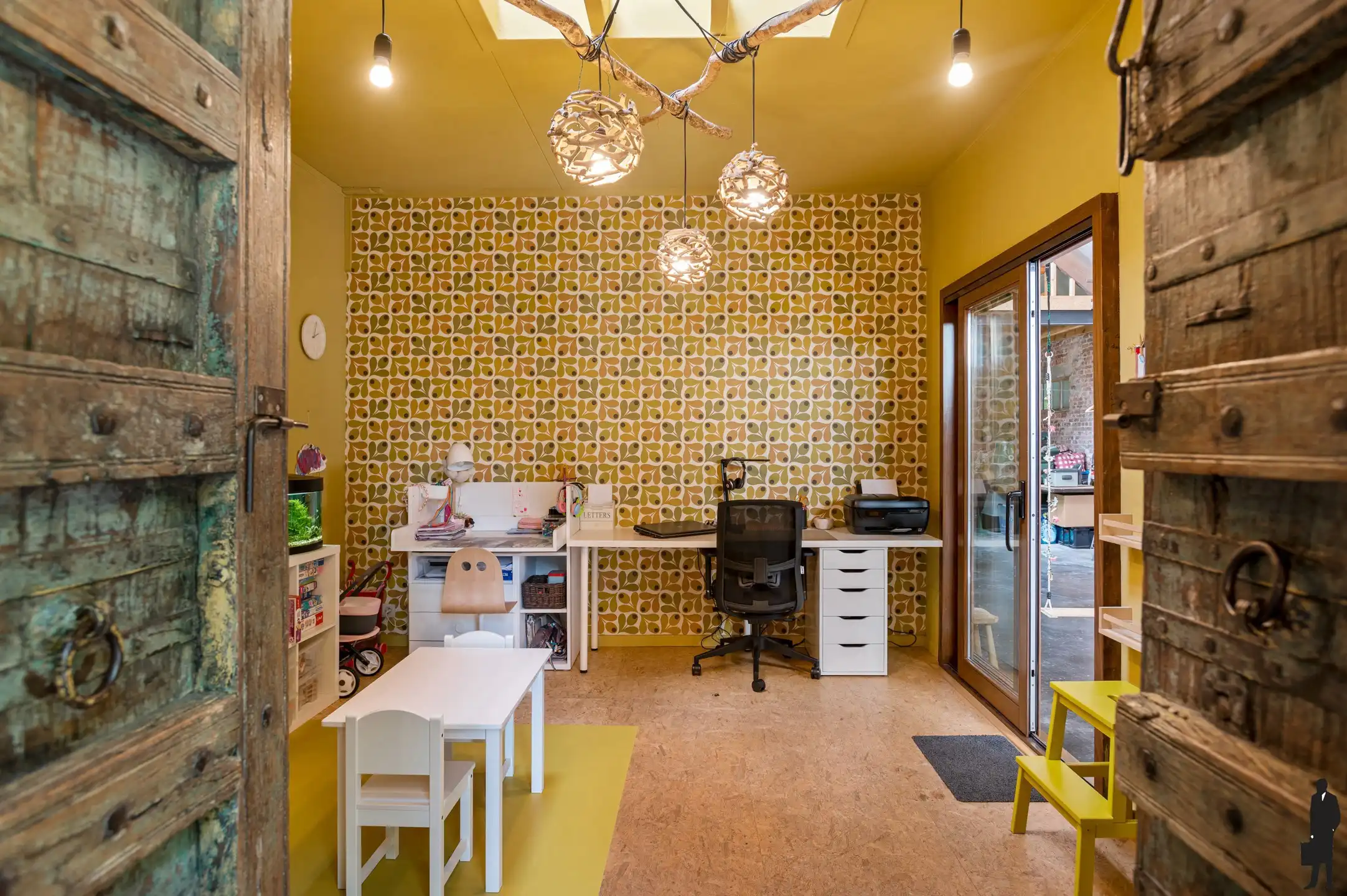 Instapklare charmante woning met ingericht bijgebouw foto 30