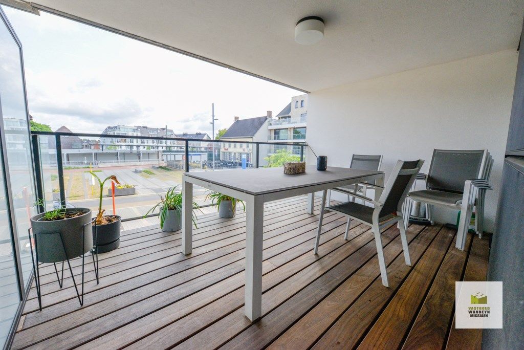 Energiezuinig 2-slpk appartement met 2 terrassen op het Stationsplein foto 3