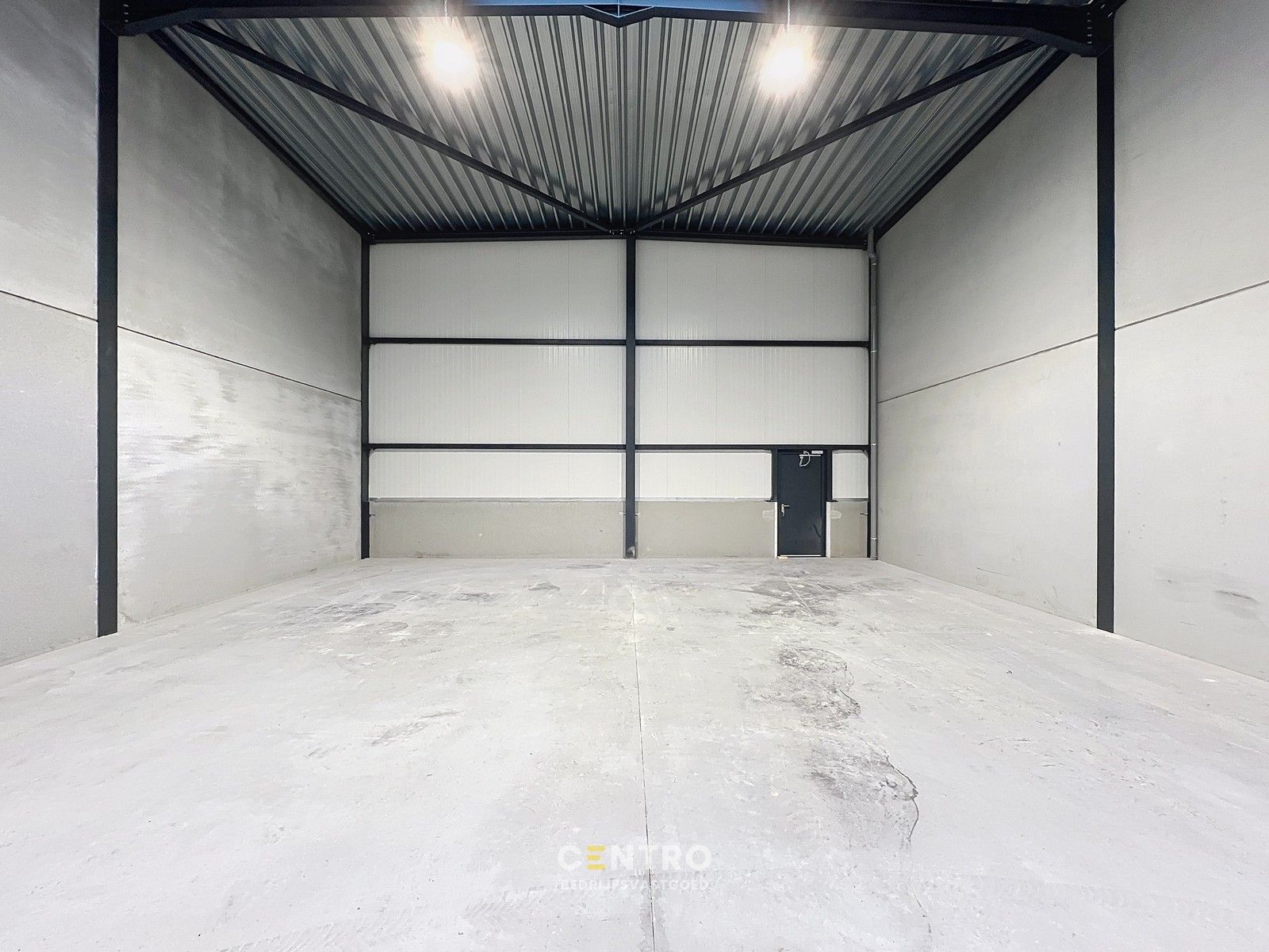 NB-magazijn van ± 275 m² (incl. 2 parkeerplaatsen!) en moderne glaspartij in driehoek TIELT-DEINZE-WAREGEM ! foto 7