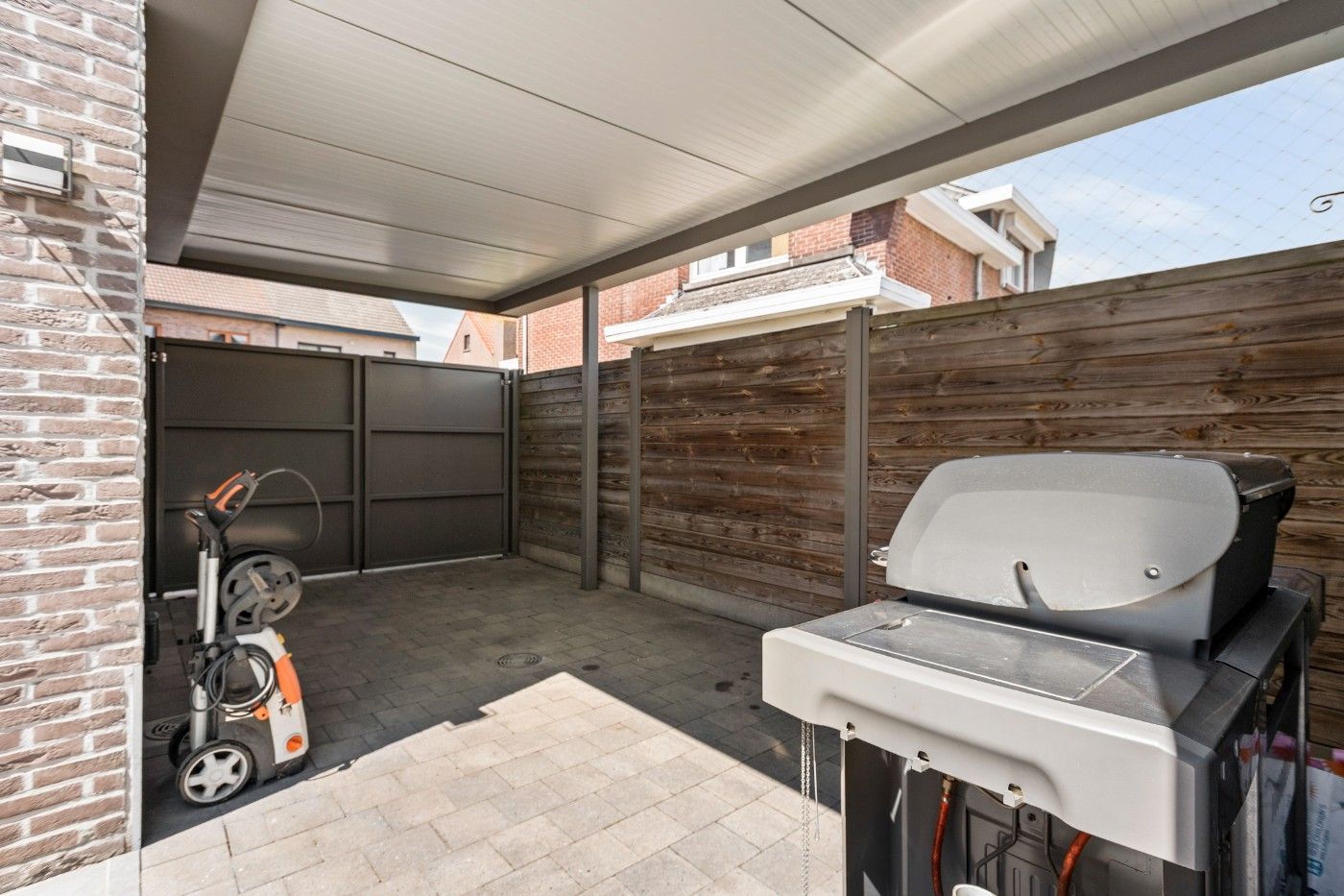 Ruime HOB met 3 slpk., tuin en carport foto 27