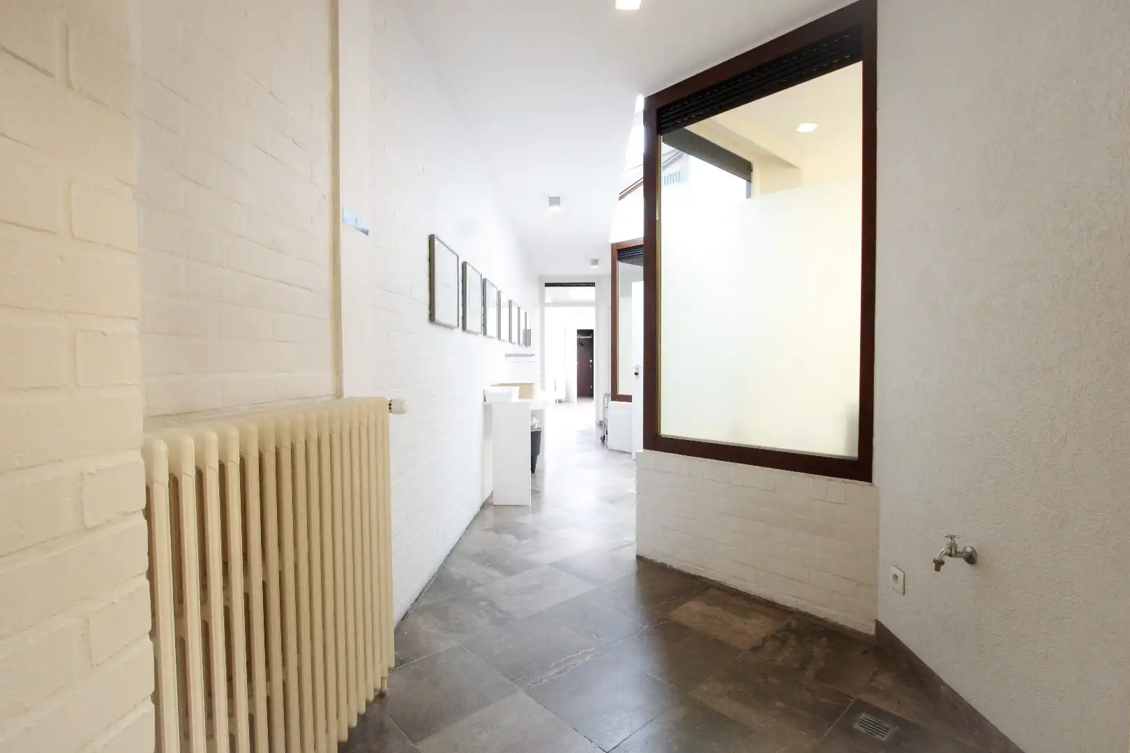 TE HUUR: Instapklaar handelspand  Dumortierlaan 20 Prijs overeen te komen foto 4