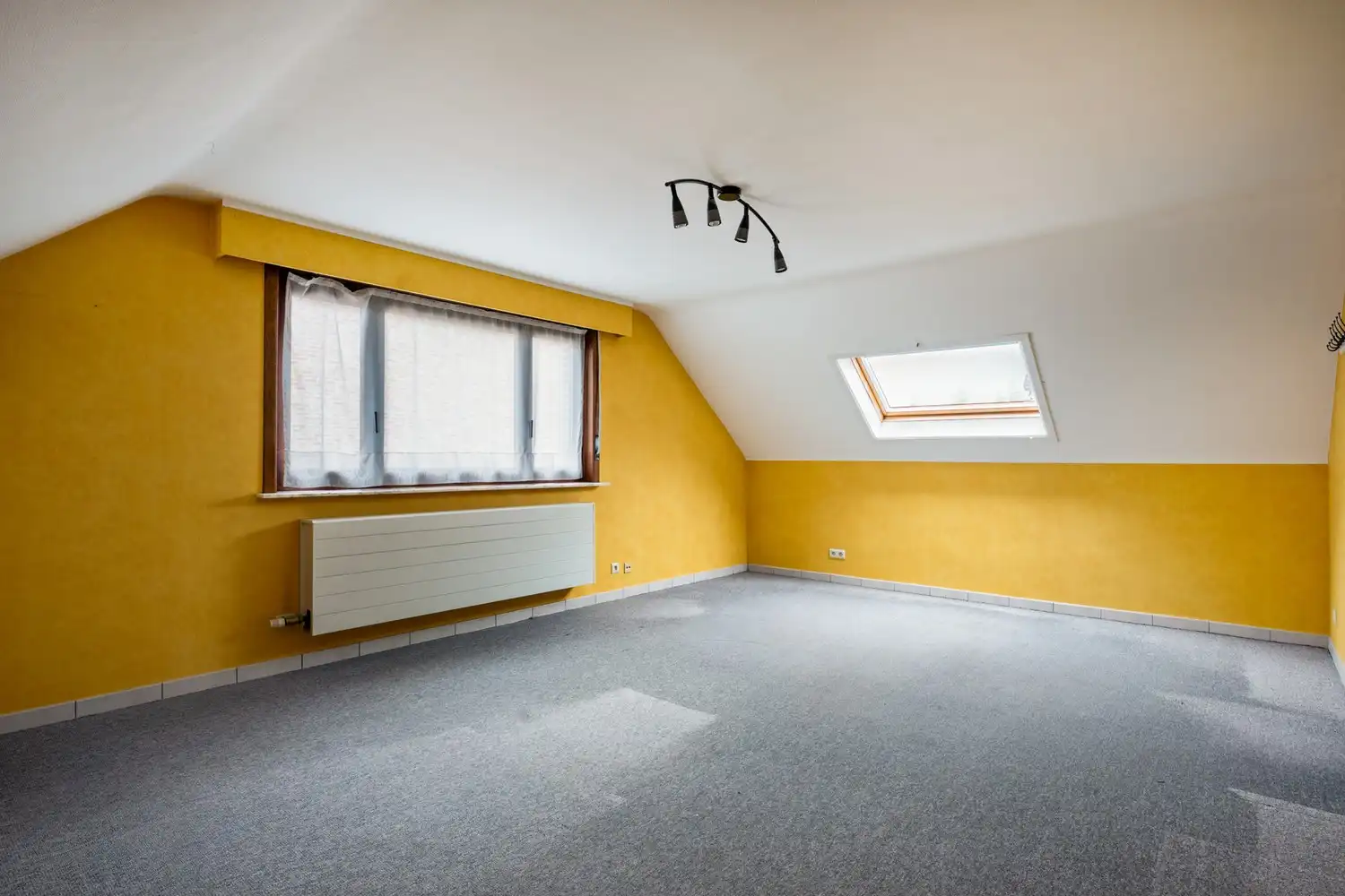 Woning met 3 (mogelijks 4) slpkrs op ruim perceel te Putte foto 16