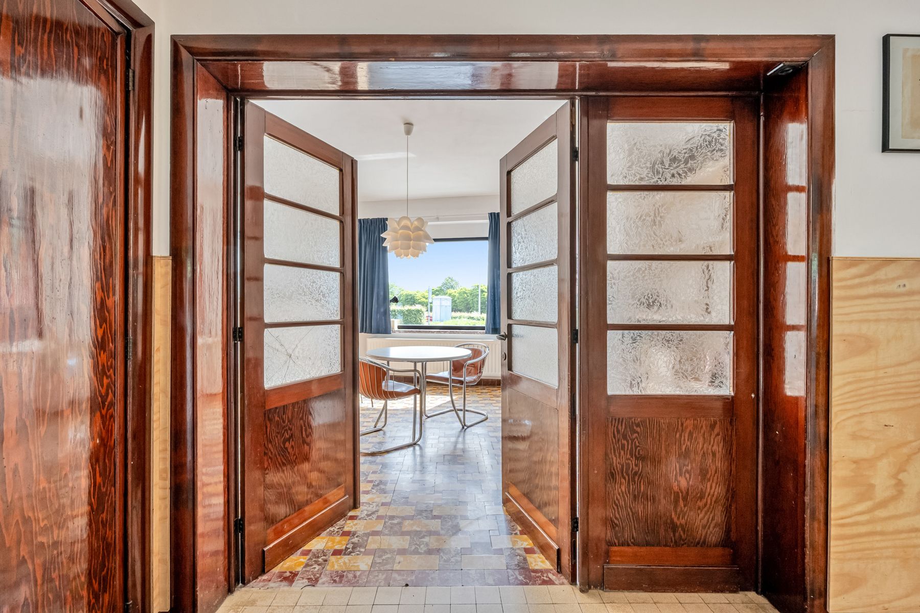 Architecturaal verbouwde hoeve met binnenkoer foto 18