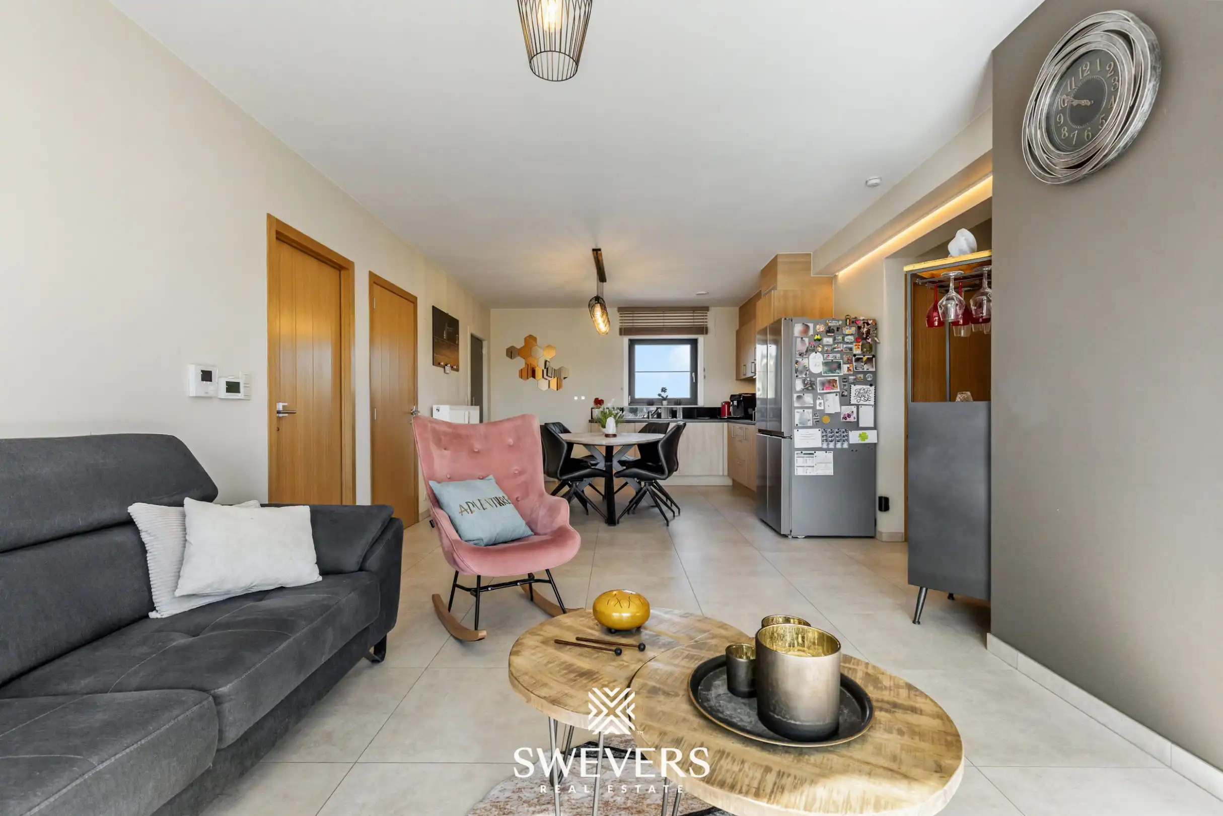 Instapklaar appartement met 2 slaapkamers en ruim terras in recent gebouw te Laakdal foto 4