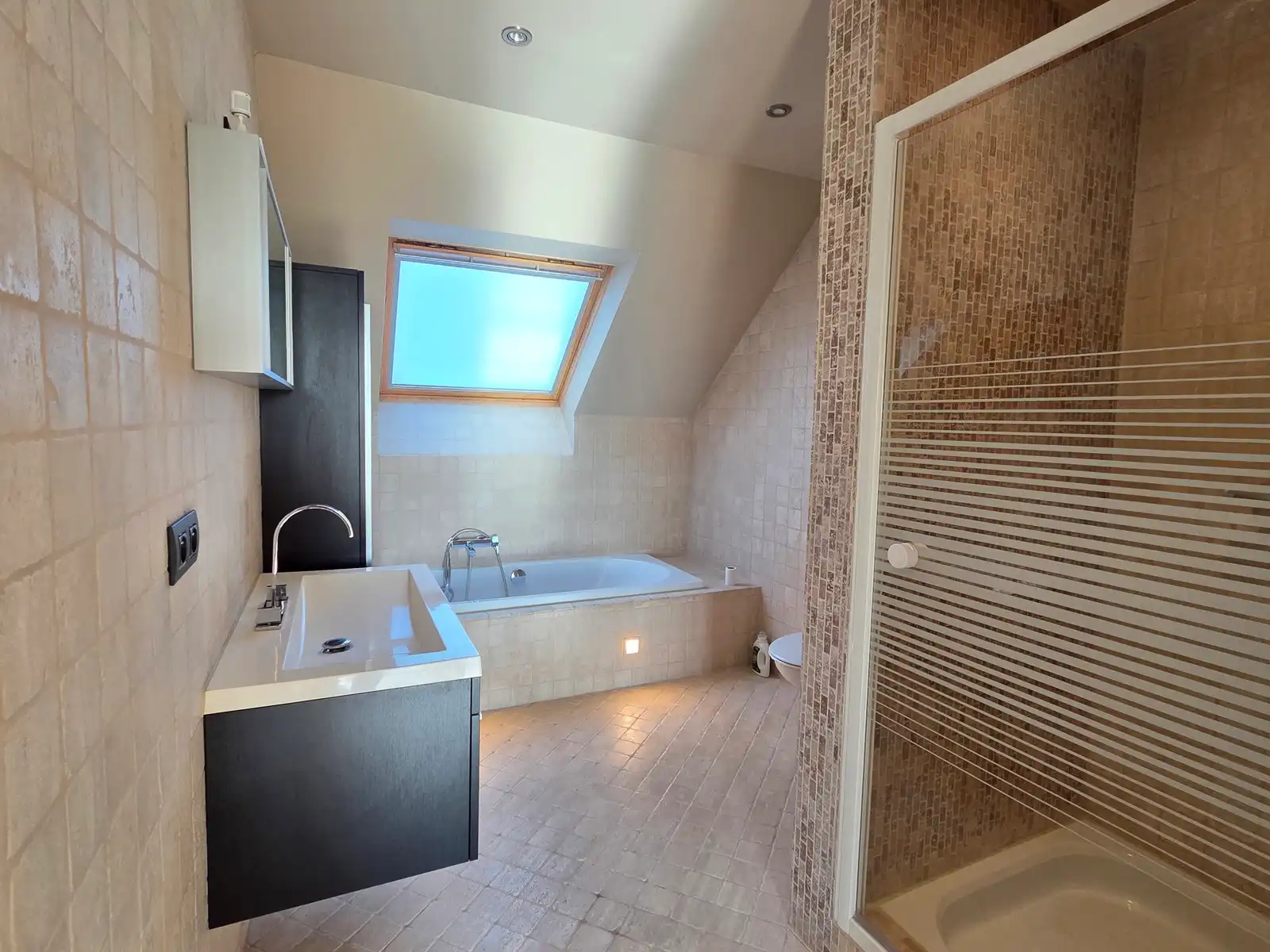 WSB-Immo: Instapklare woning EPC A met tuin en terras!  foto 8