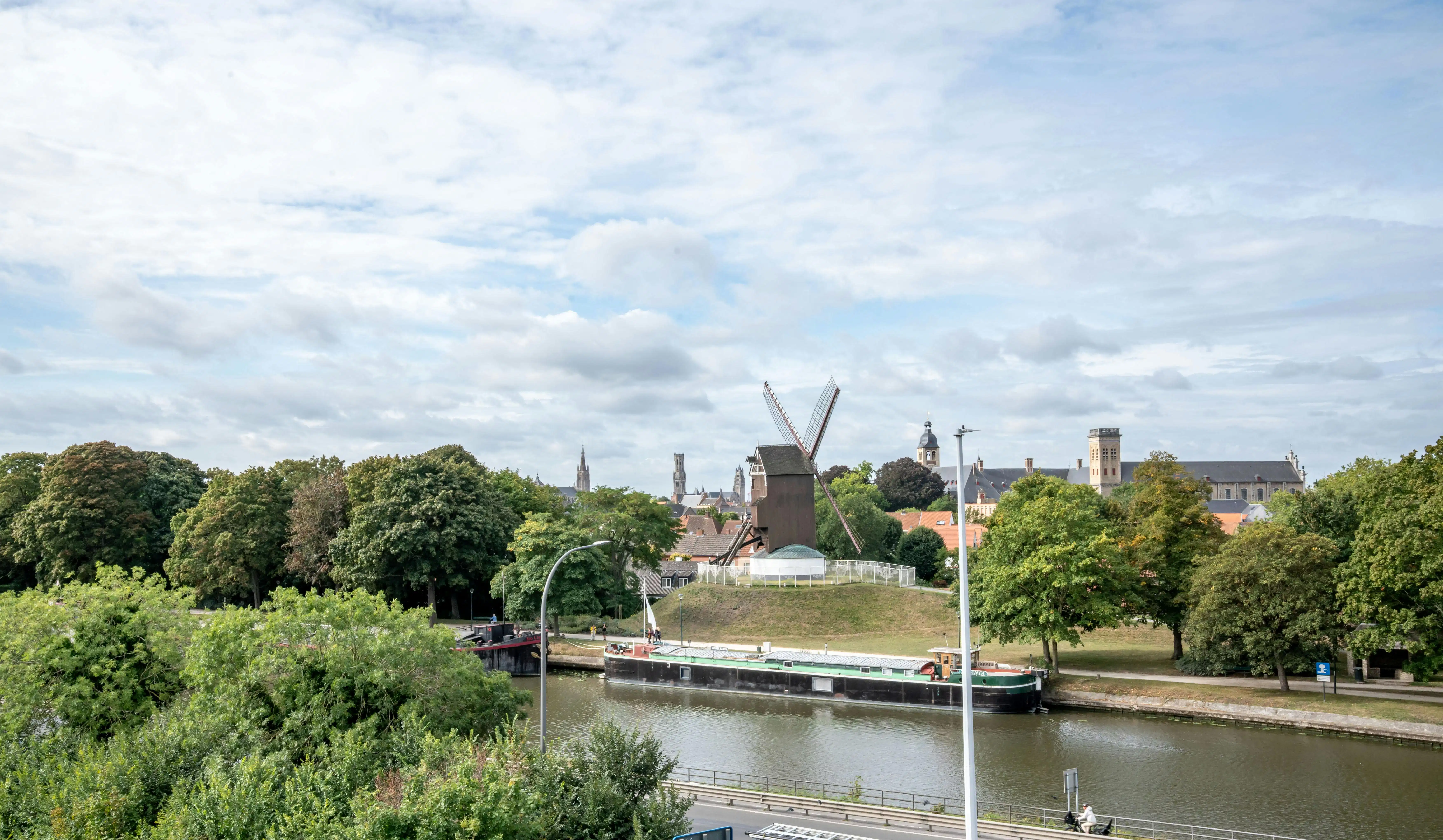 Luxueus penthouse appartement (215m² + 120m² terras) te Brugge  foto 3