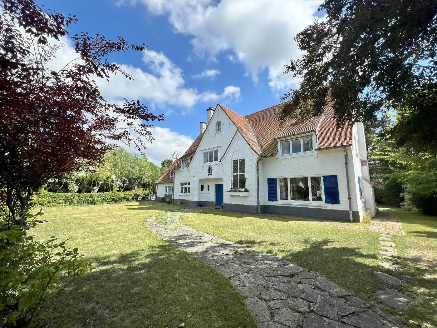 Imposante karaktervolle villa ideaal gelegen in het hart van het Zoute foto 7