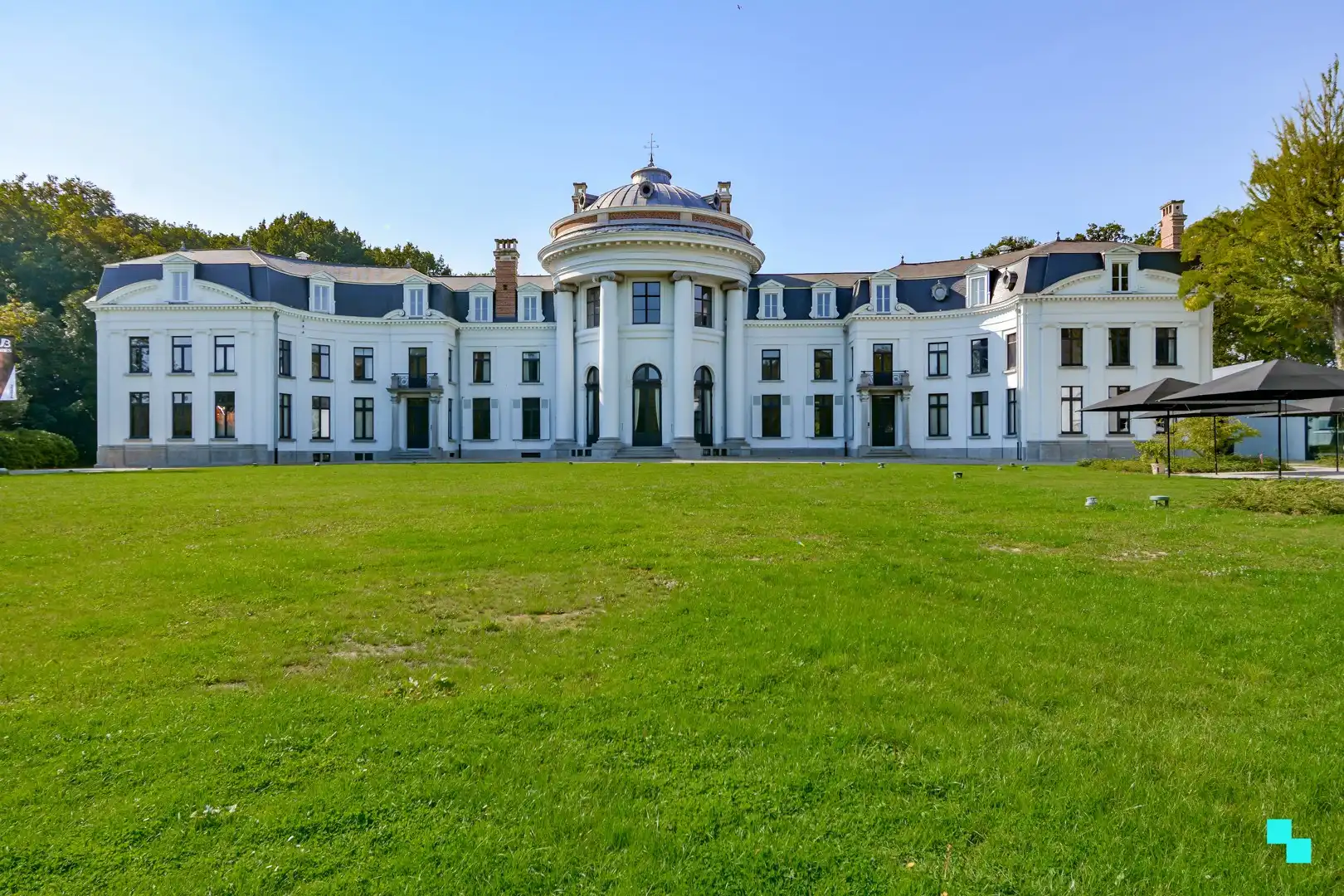 Tweeslaapkamerappartement in blok IV van residentie Blauwpoorte foto 23