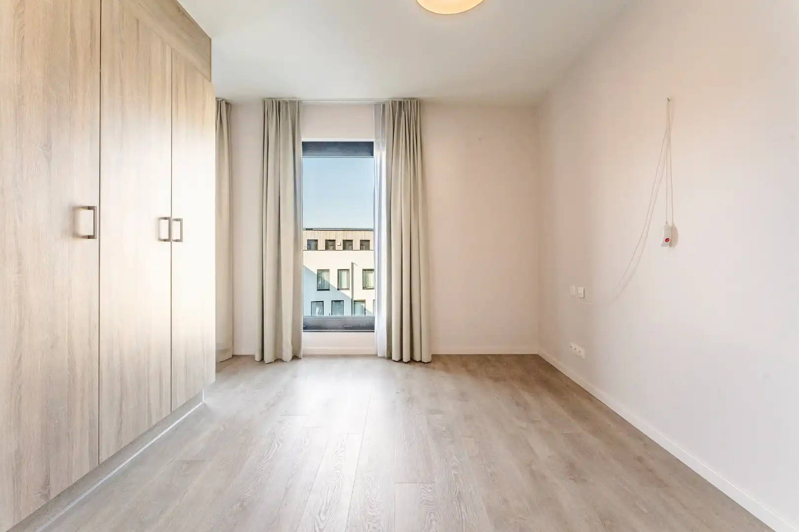  Volledig / modern uitgeruste service flat (nieuwbouw)  in een prachtige groene omgeving. foto 18