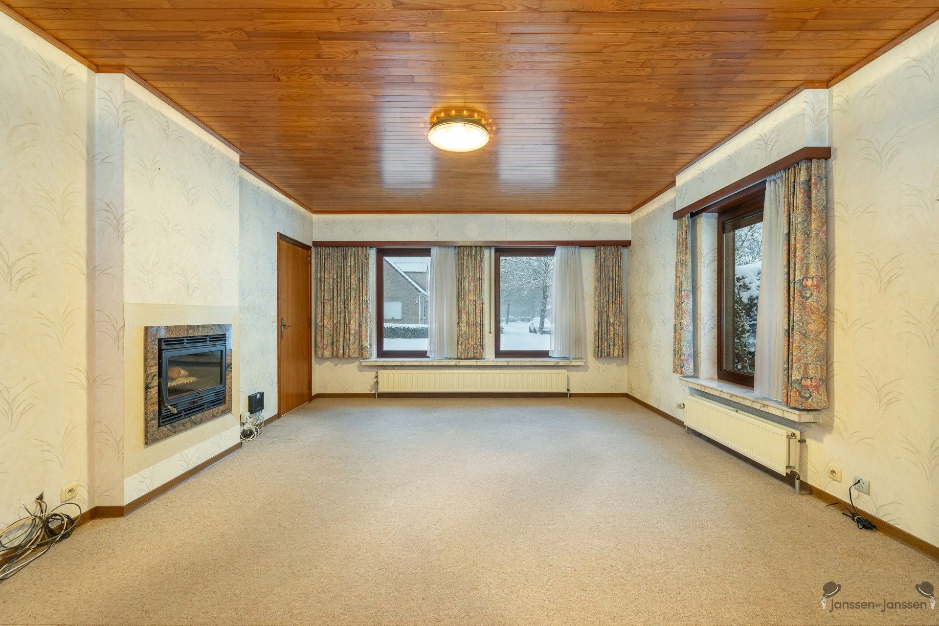 Vrijstaande villa met potentieel in gewilde wijk van Brasschaat foto 6