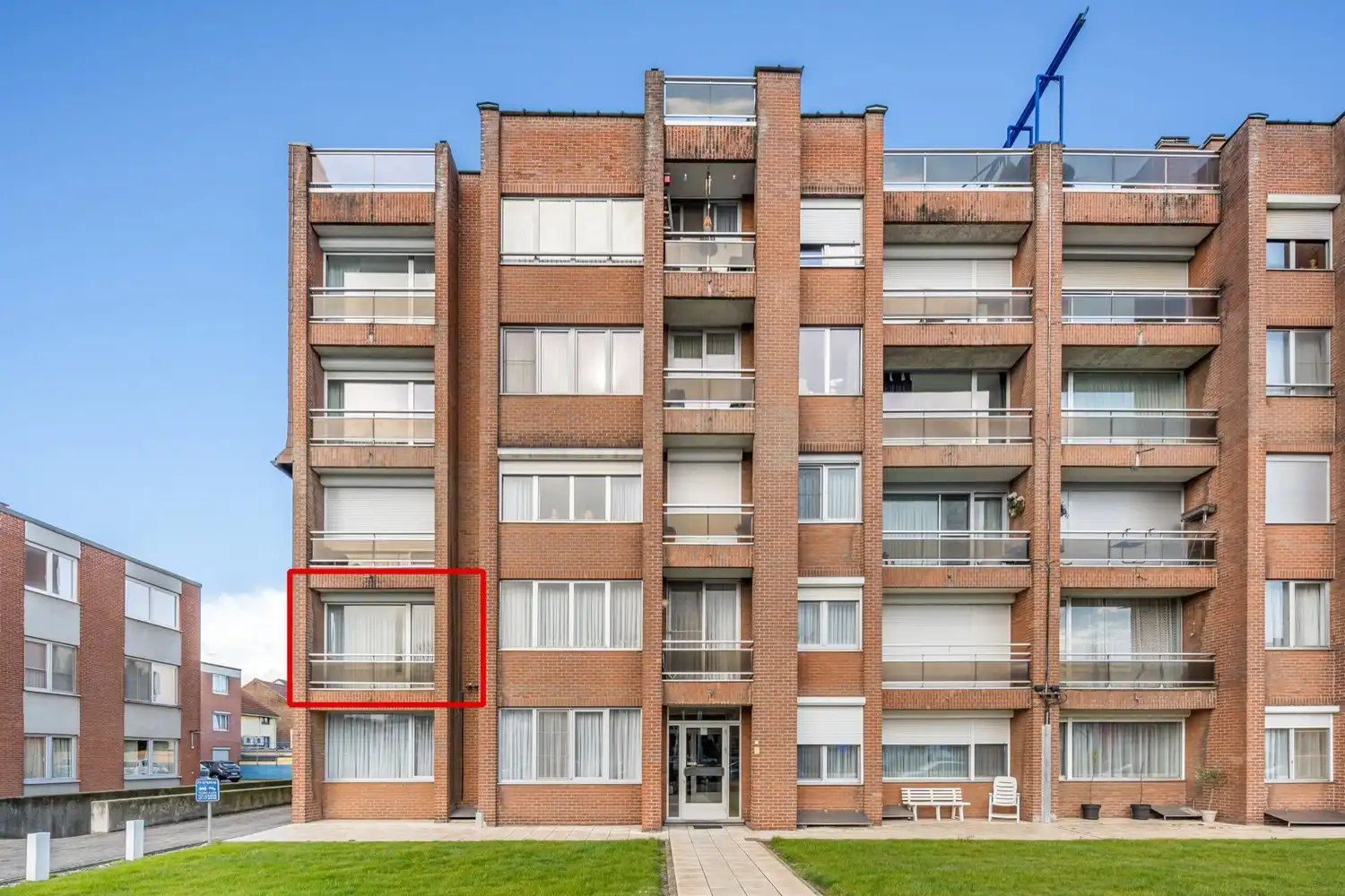 Gunstig gelegen appartement met 2 slaapkamers en 2 autostaanplaatsen foto 20