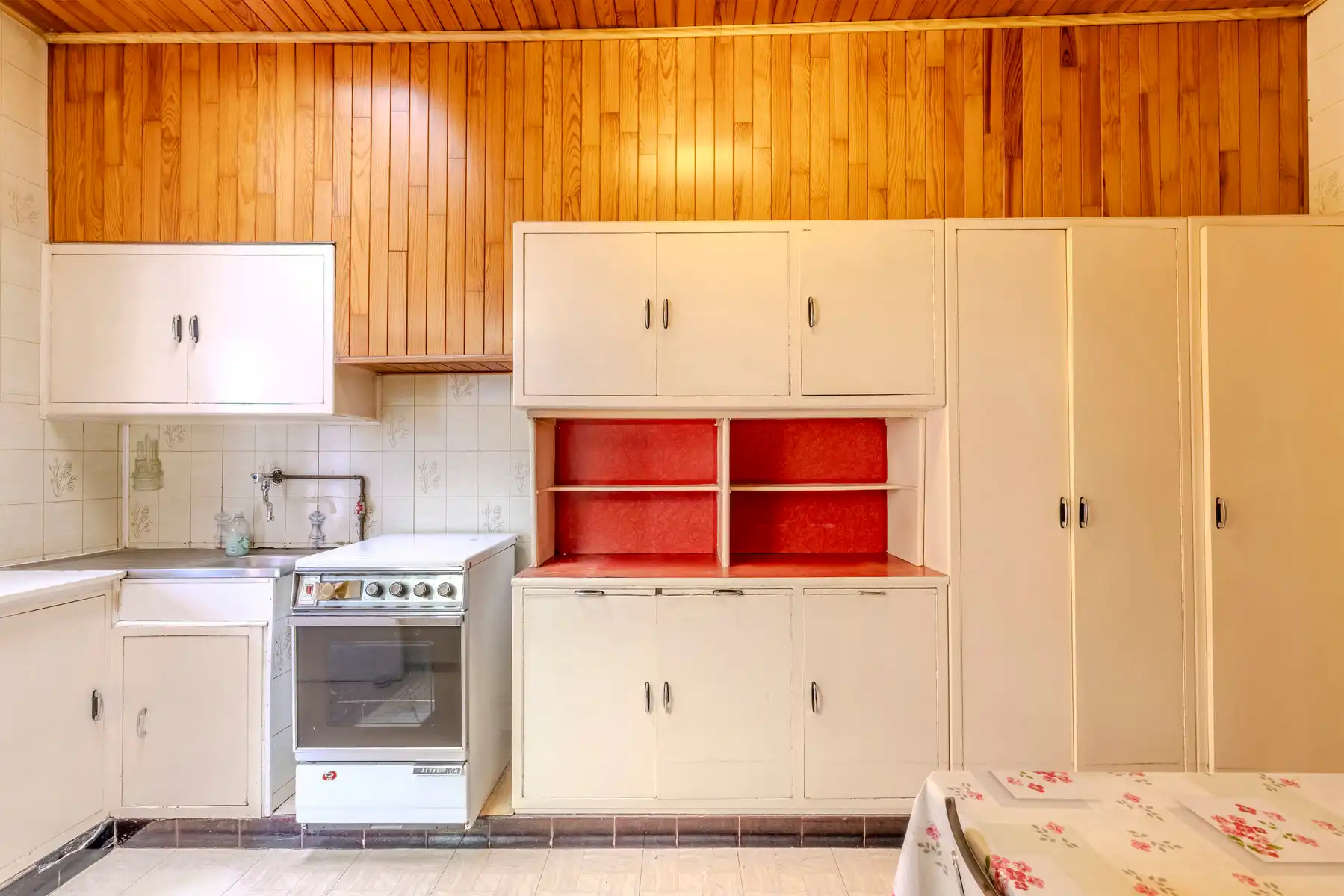 Te renoveren woning met 3 slaapkamers in Lier  foto 6