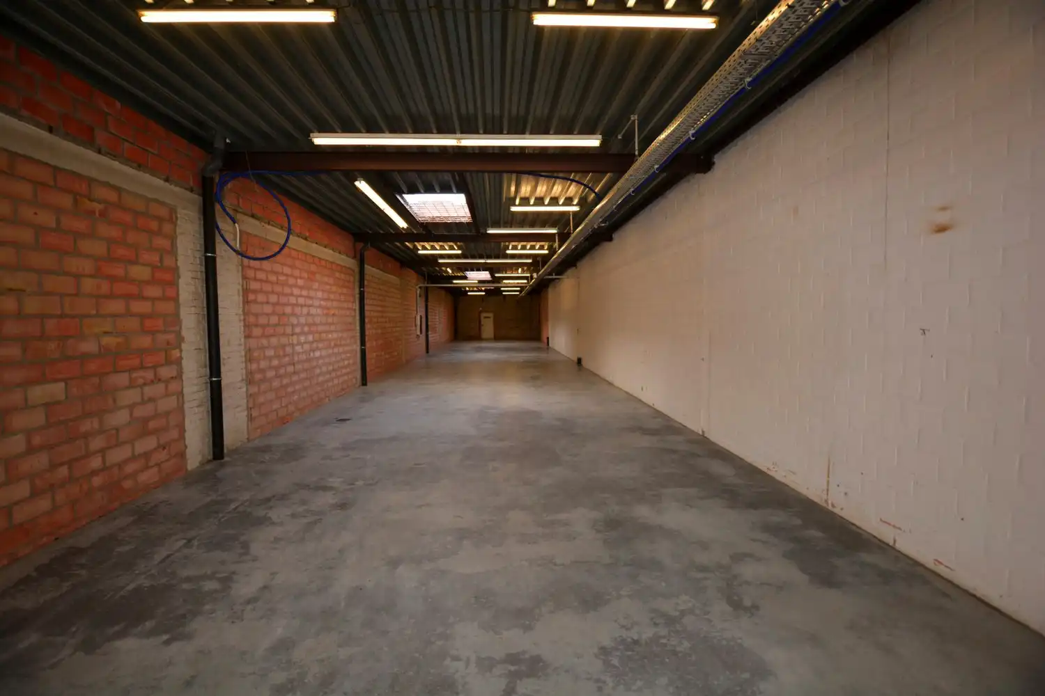 RUIM MAGAZIJN (295 m²) foto 4