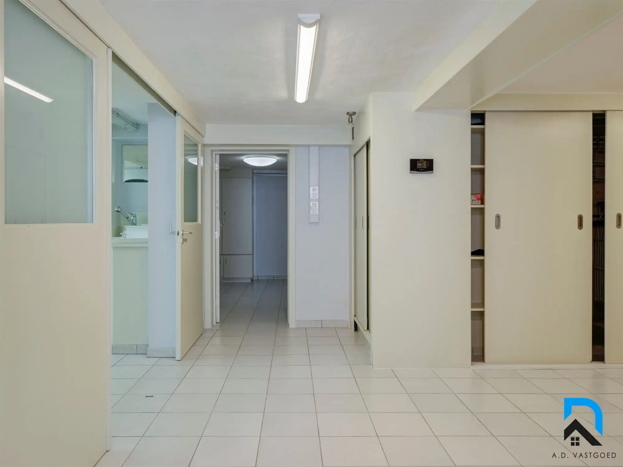 Gerenoveerde villa in Maaseik foto 26