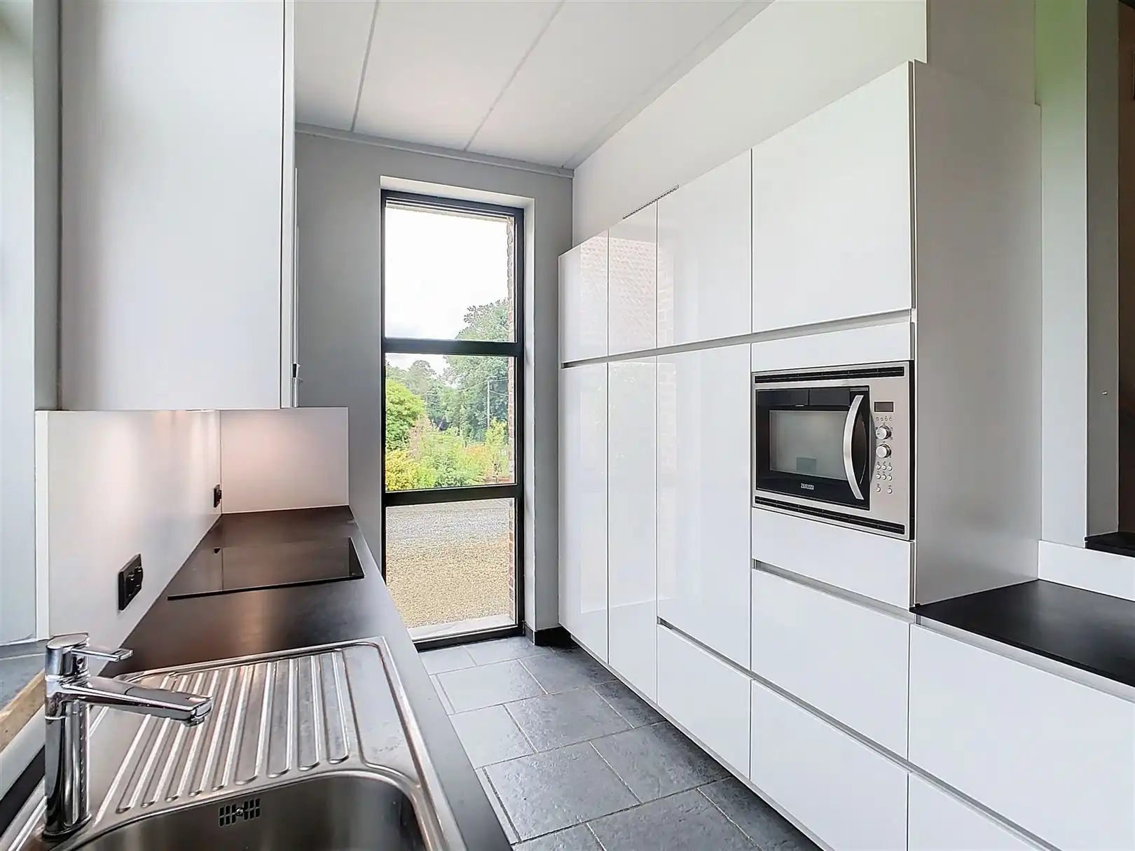 Halfopen bebouwing met tuin, 3 slpks, opp 14a 88ca foto 15