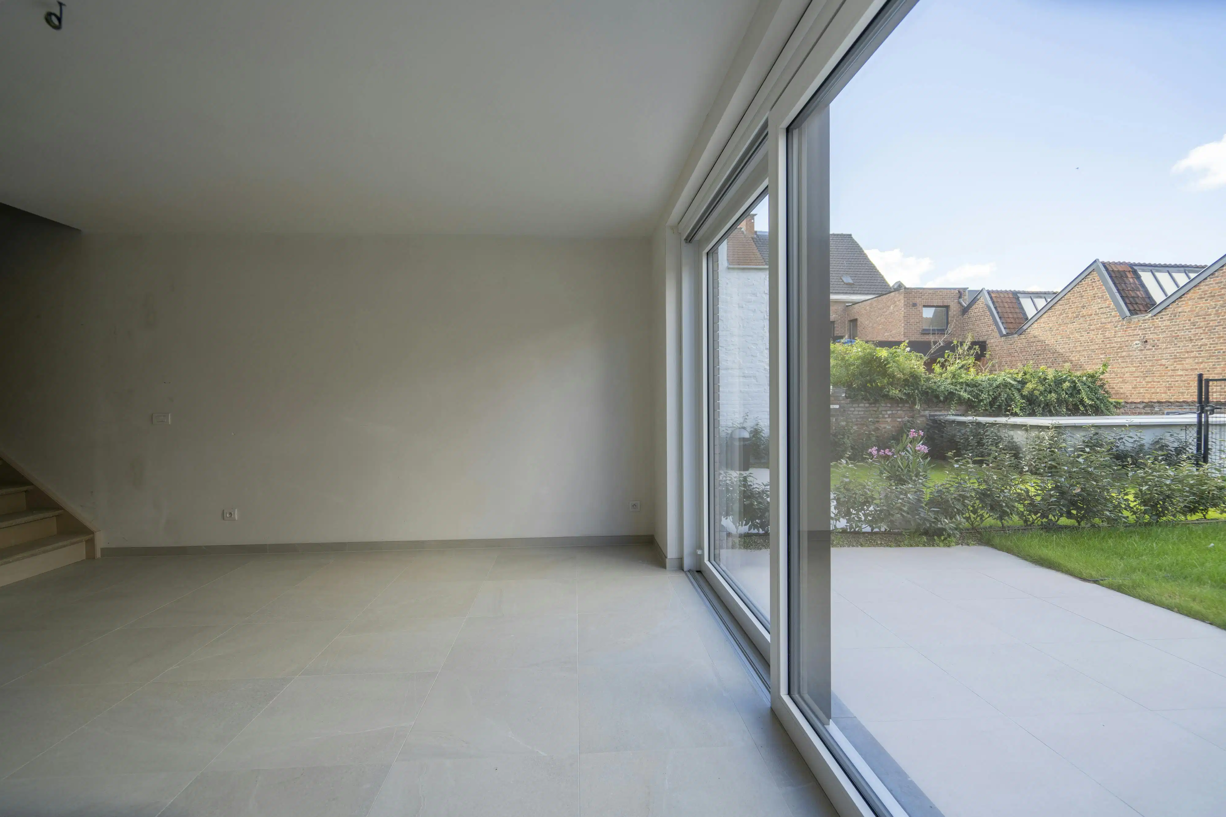 Nieuwbouwwoning met 4 slaapkamers te koop centrum Kortrijk foto 4
