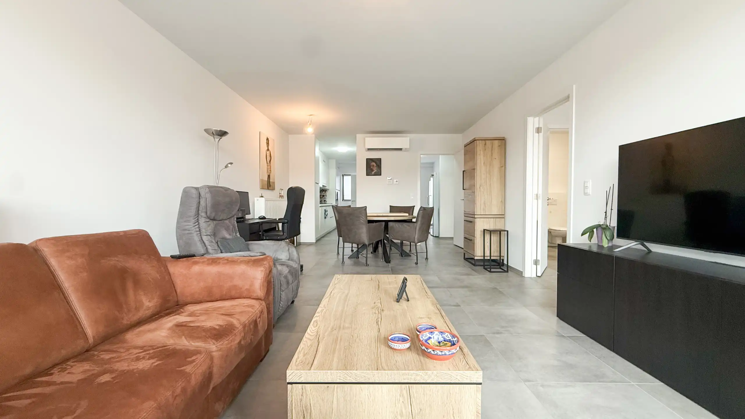 Recent appartement met 2 slpks, parking en berging! foto 2