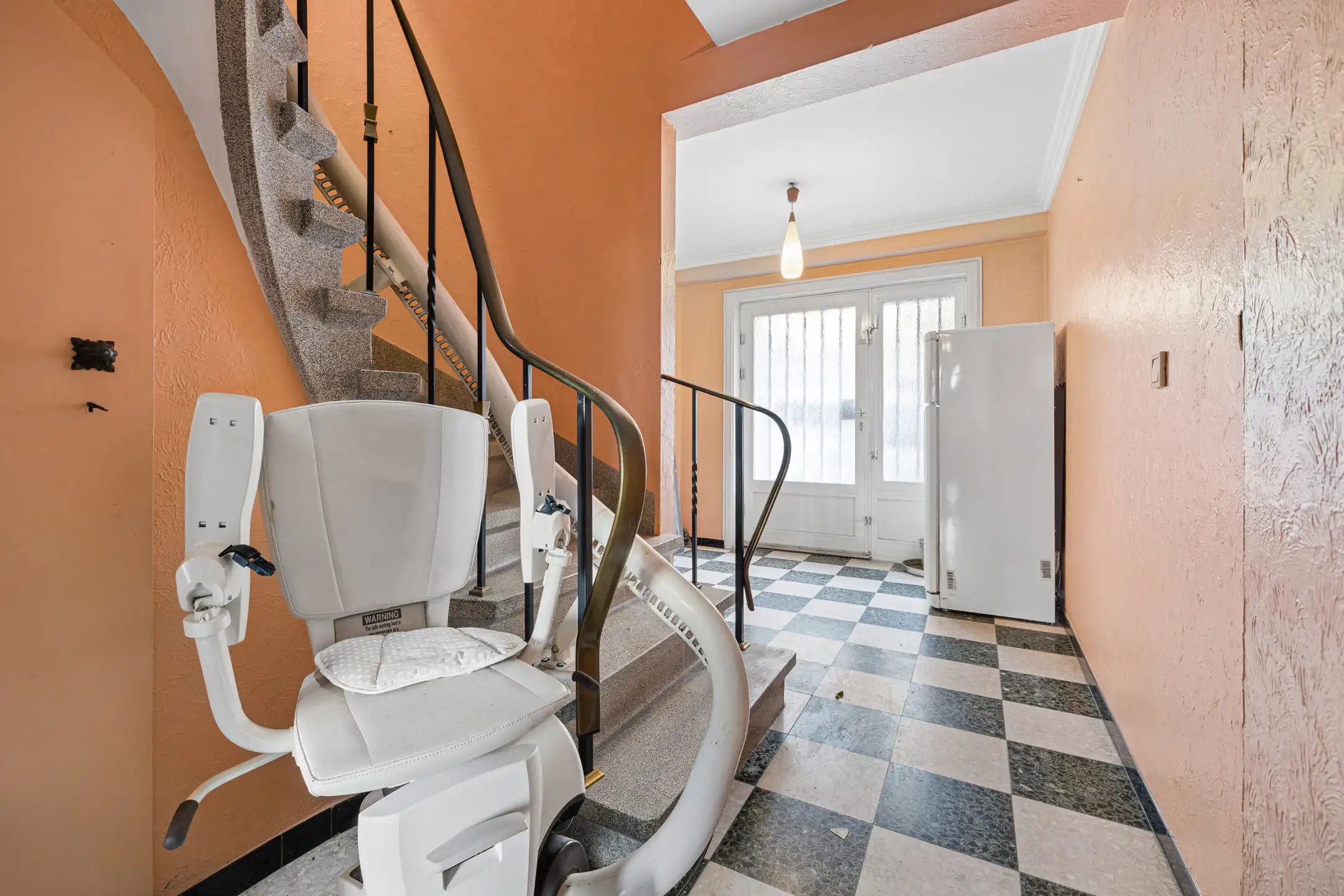 Huis met “mooie verdieping”: 2 slaapkamers + studeerkamer foto 20