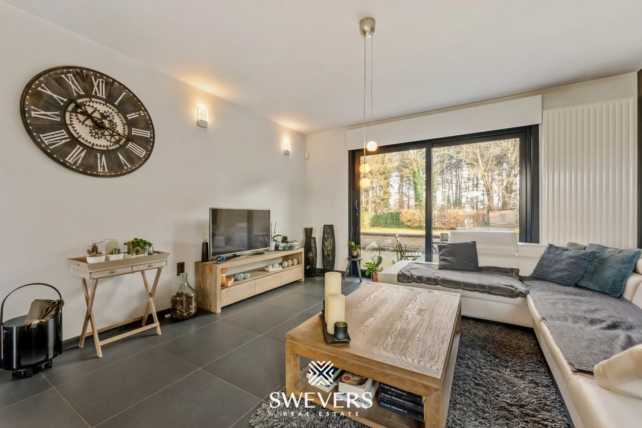  Instapklare woning met goede bereikbaarheid op 10 are 43 ca in Paal foto 4