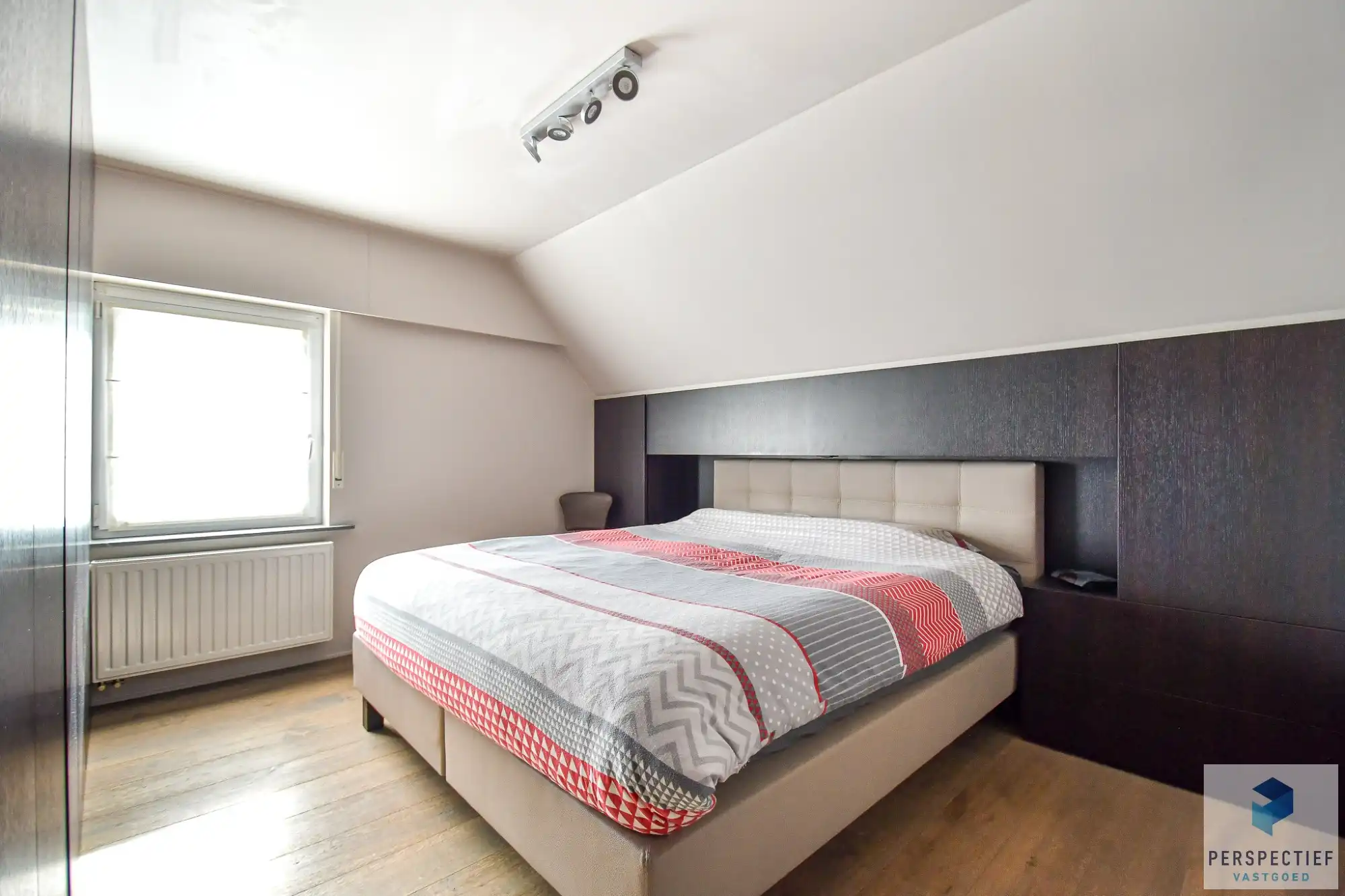 BEZOEKMOMENT ZATERDAG 18/04 VAN 10U TOT 12U | Recente mooie gezinswoning met 3 slpk en aangename z-w tuin te Vichte foto 15