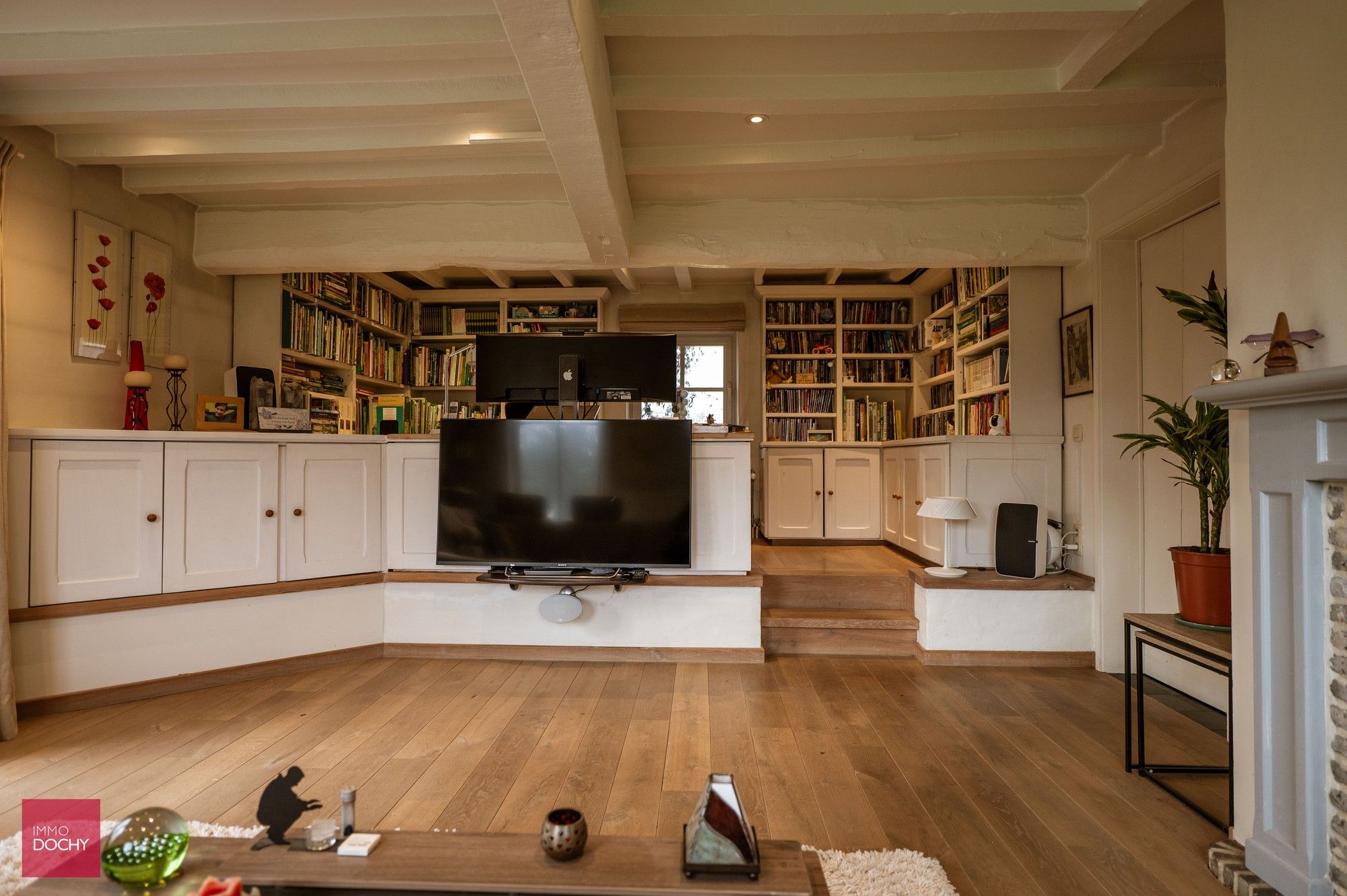 Landelijk gelegen charmante hoeve mét woonfunctie foto 15