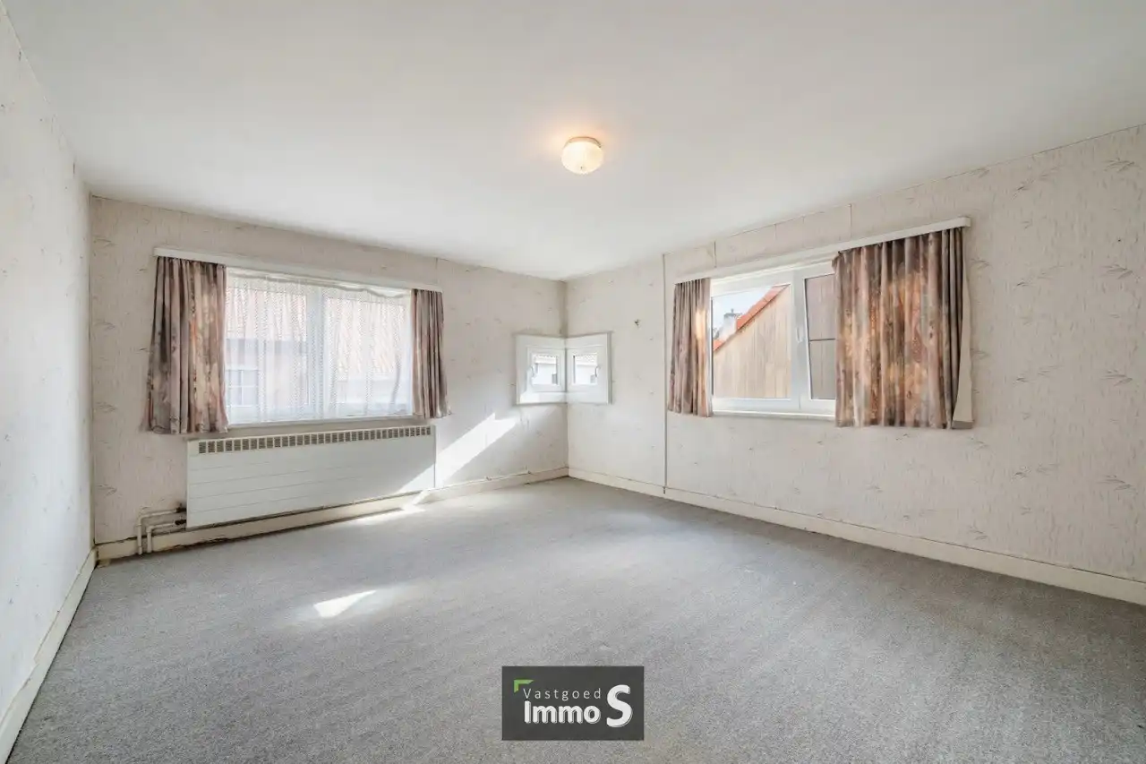 Te renoveren woning in Alveringem foto 17