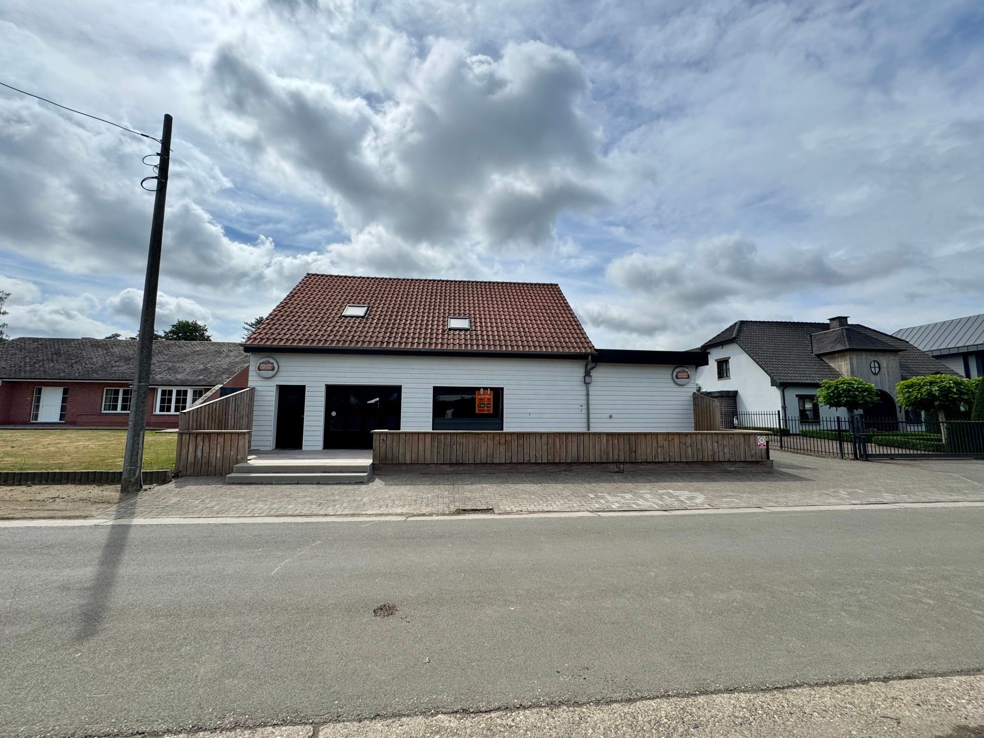 Handelspand met duplex-appartement te Langdorp foto 20
