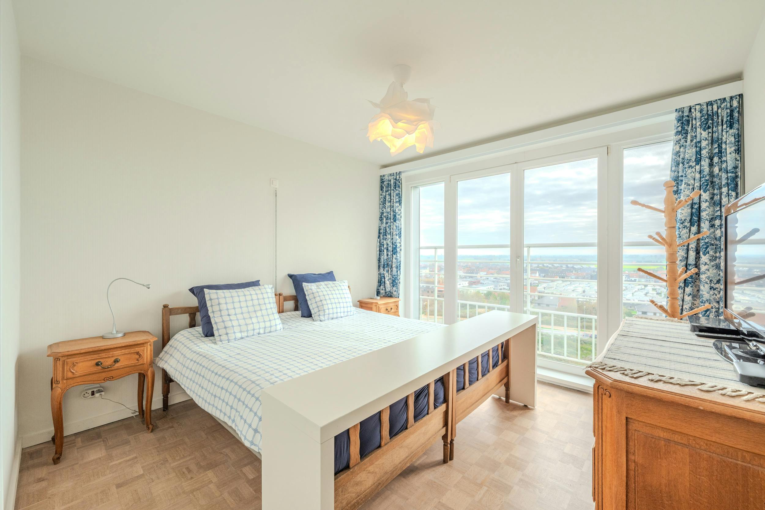 Exclusieve penthouse met 4 slaapkamers en prachtig zeezicht! foto 8