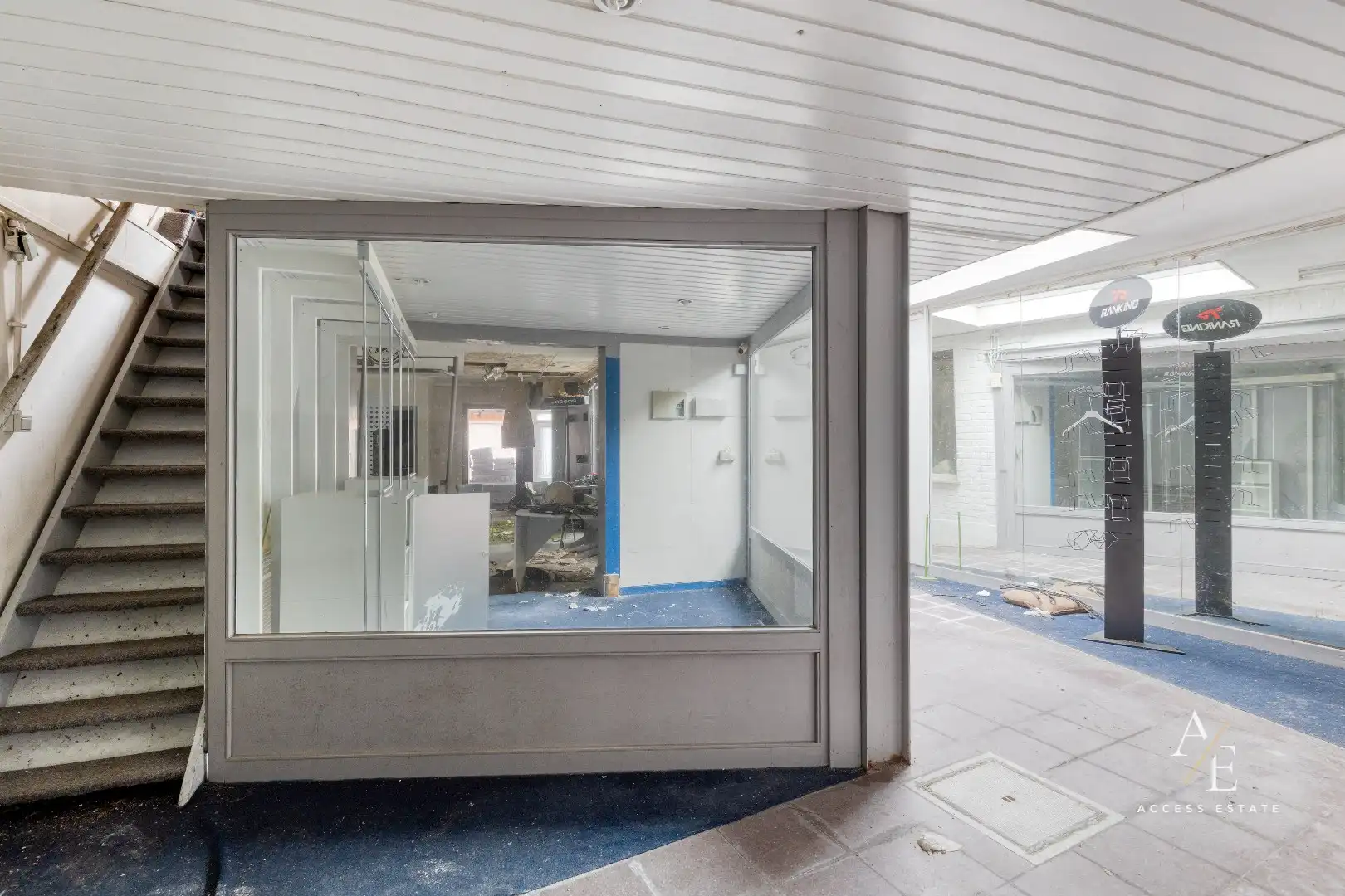 EEKLO - Te renoveren handelshuis met grote bruikbare oppervlakte en tuin foto 7