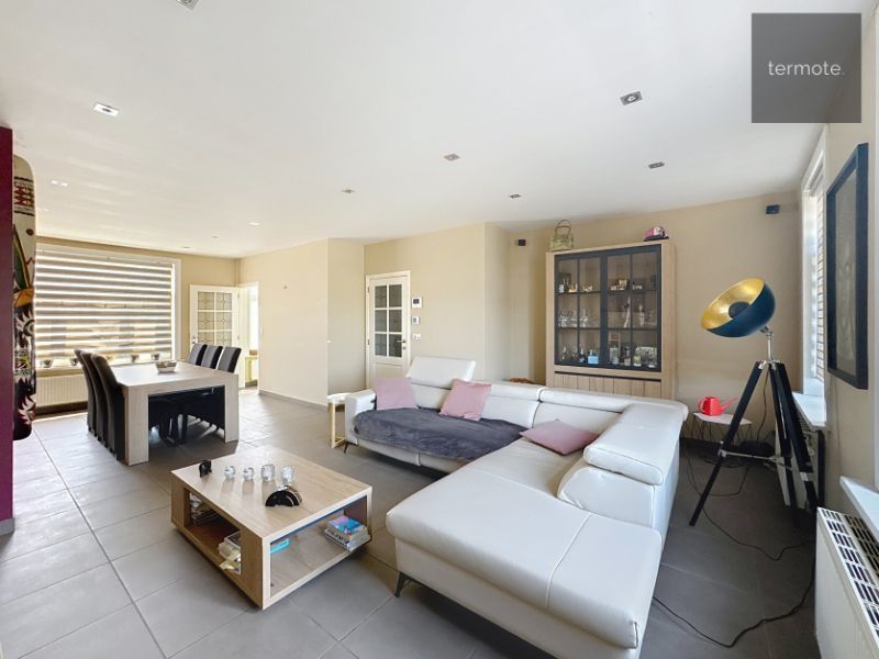 étage-woning foto 2