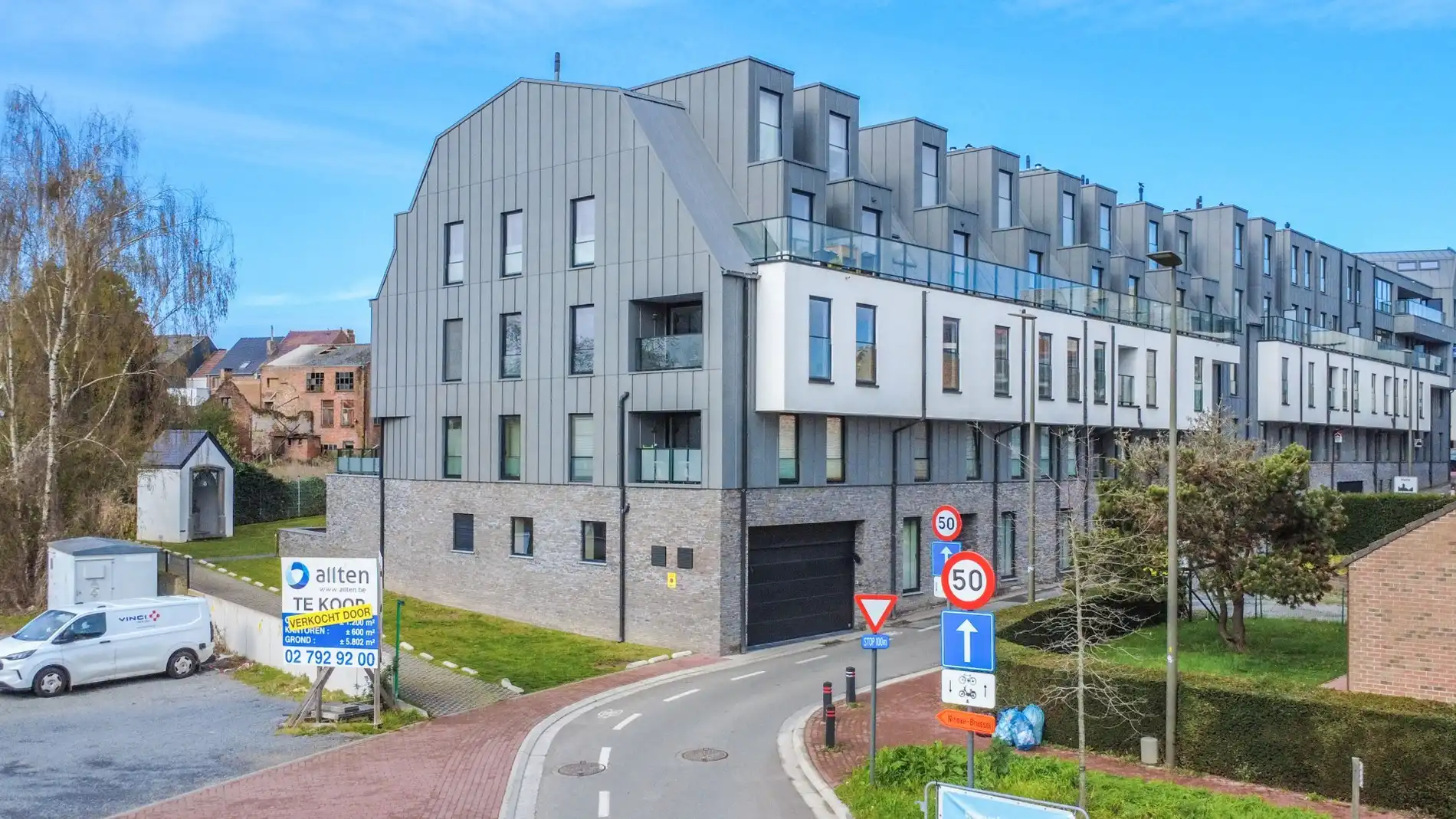 APPERTEMENT (2023) MET 3 SLAAPKAMERS, TERRAS & STAANPLAATS ! foto 3