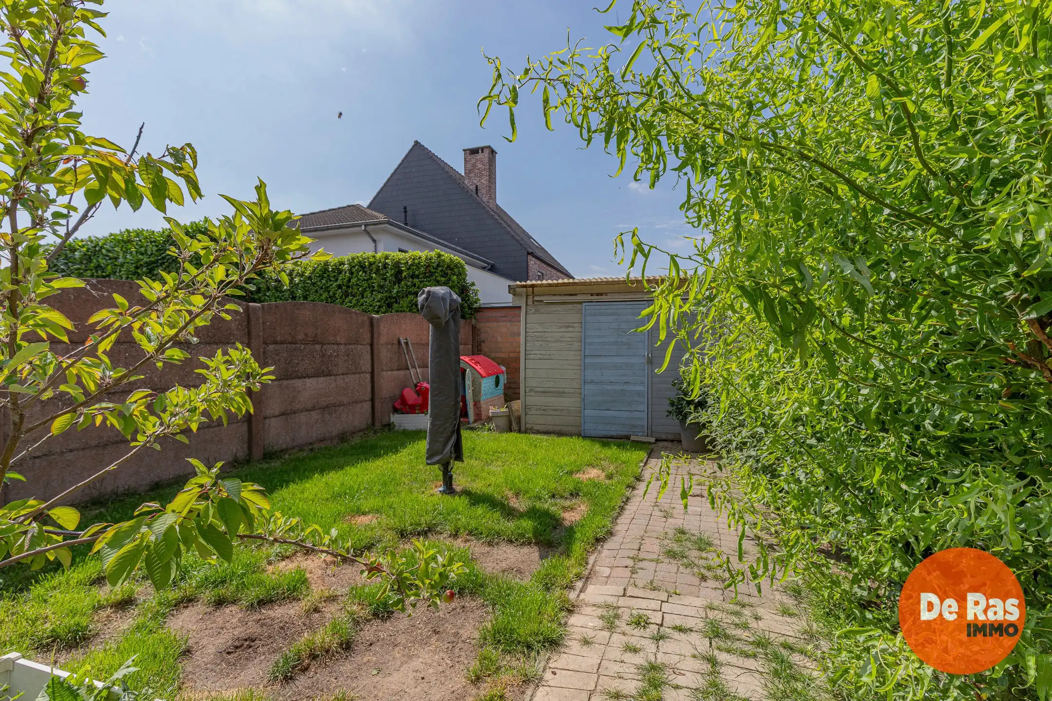 LEDE - Te renoveren woning met 4 slaapkamers nabij centrum foto 22