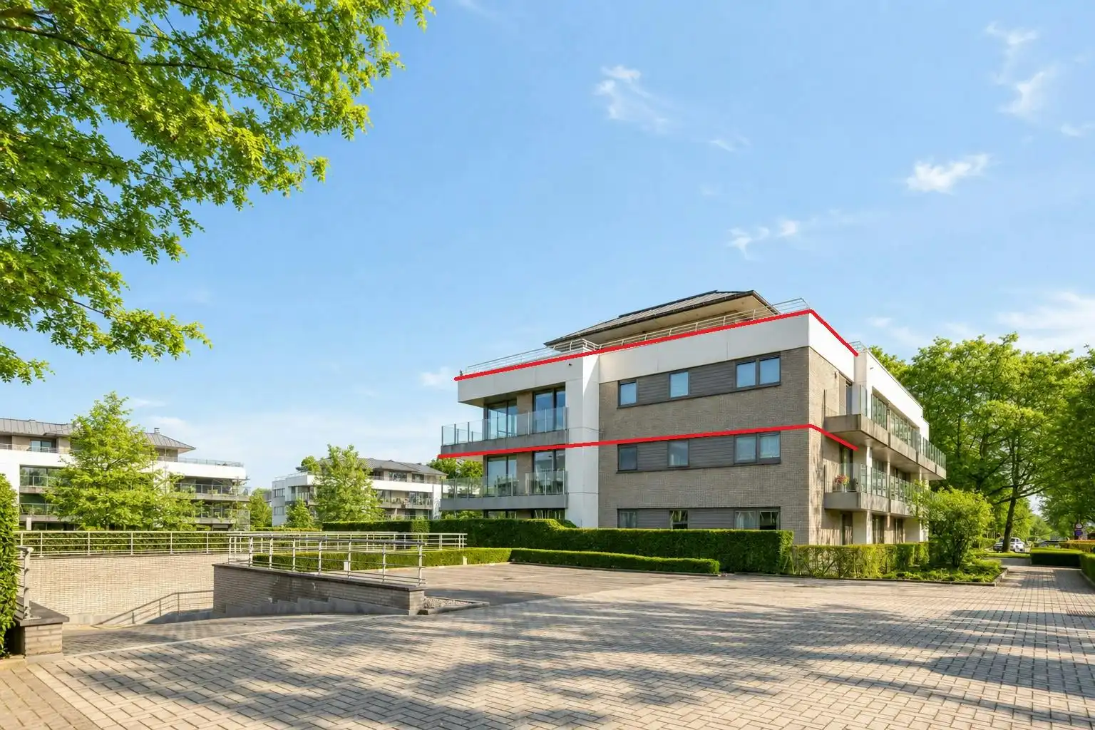 Stijlvol hoekappartement naast het Sterrebos te koop foto 2