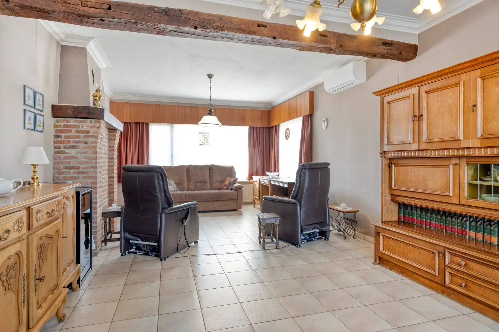 Op te frissen woning met 4 slpks, op een zonnig perceel van 1.506 m² in Mol-Achterbos !  foto 5